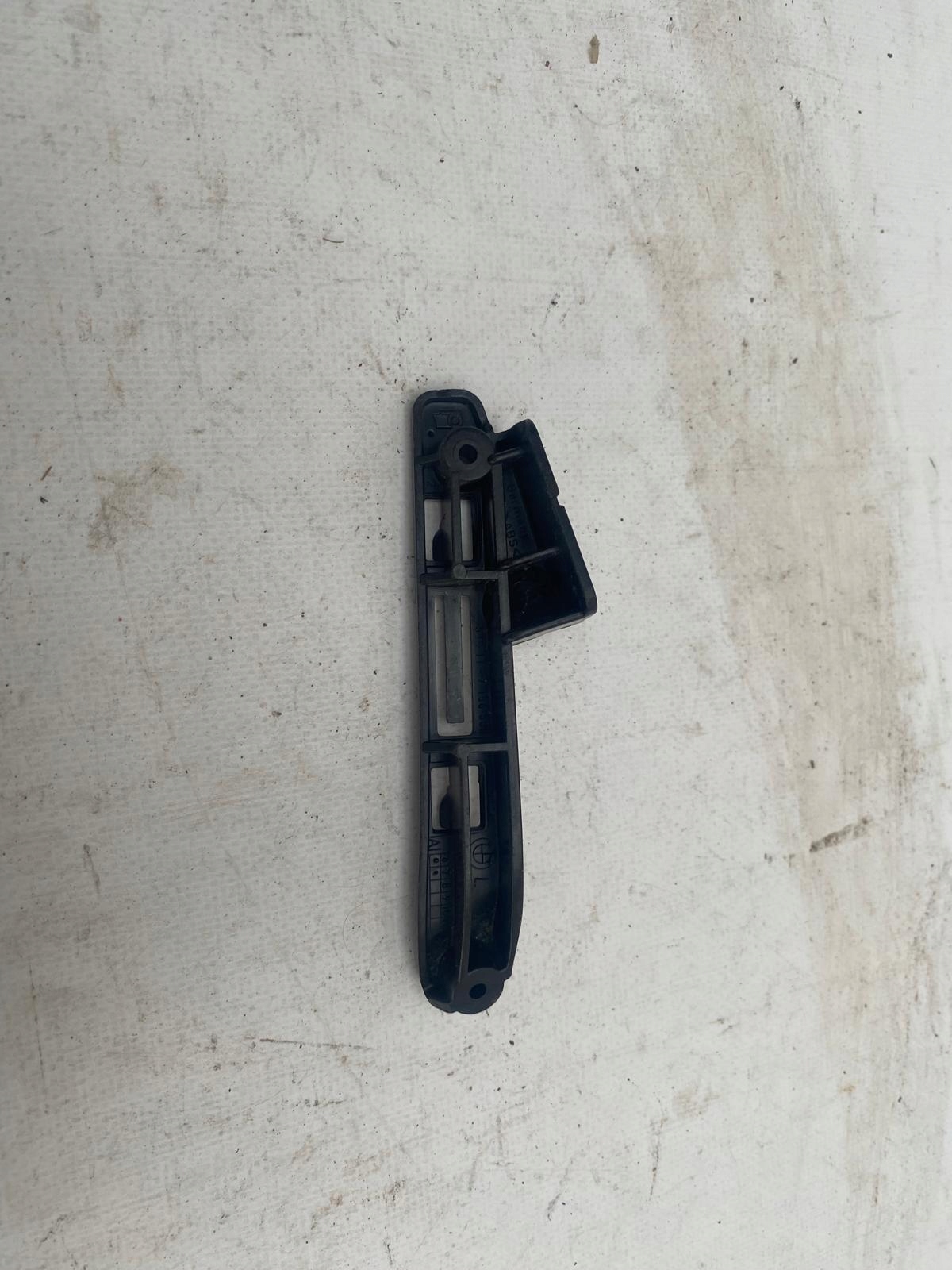BMW 3 E92 E93 06- COUPE CABRIO support holder bracket of a bumper left