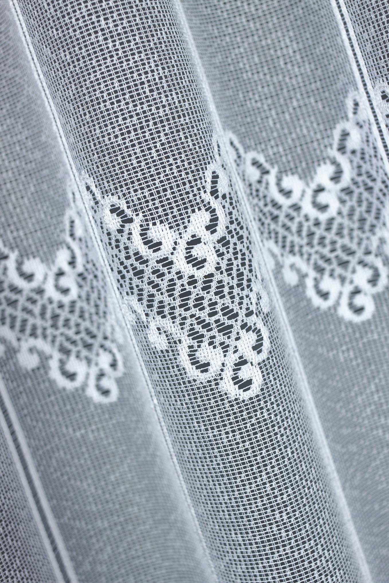 

Lambrekin żakardowy biały metraż 351590 wys 100cm