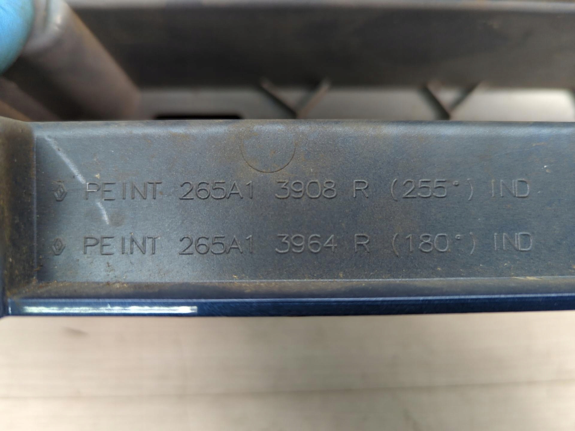 фонарь правый opel VIVARO renault TRAFIC 265A13908R