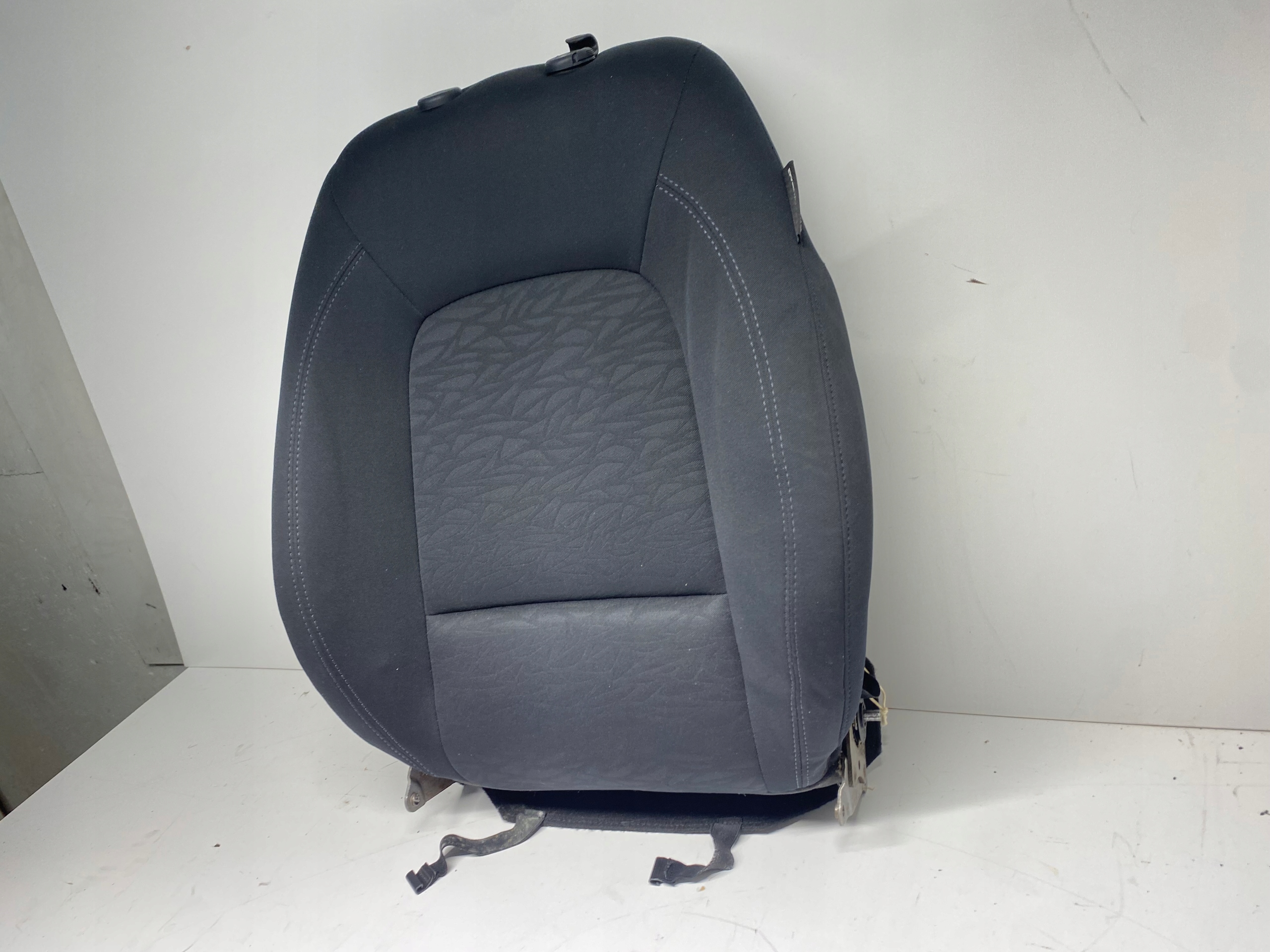 OPARCIE seat left driver´s HYUNDAI IX20 09-19