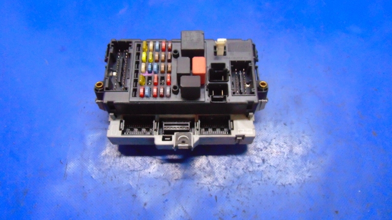 SKRZYNKA BSI BEZPIECZNIKÓW 69502288 IVECO DAILY IV 06-14R