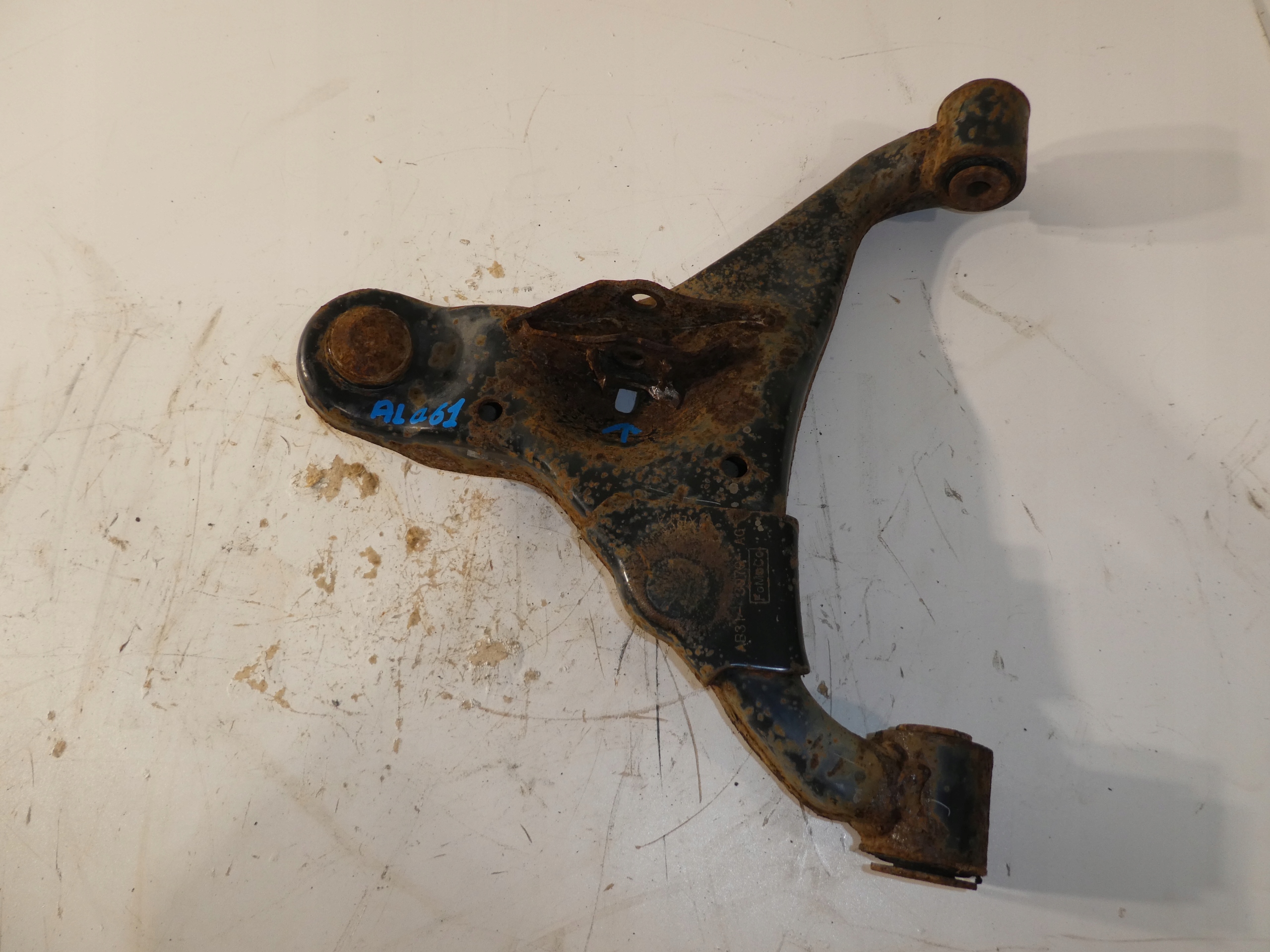 FORD RANGER arm front AB31-3079-AG