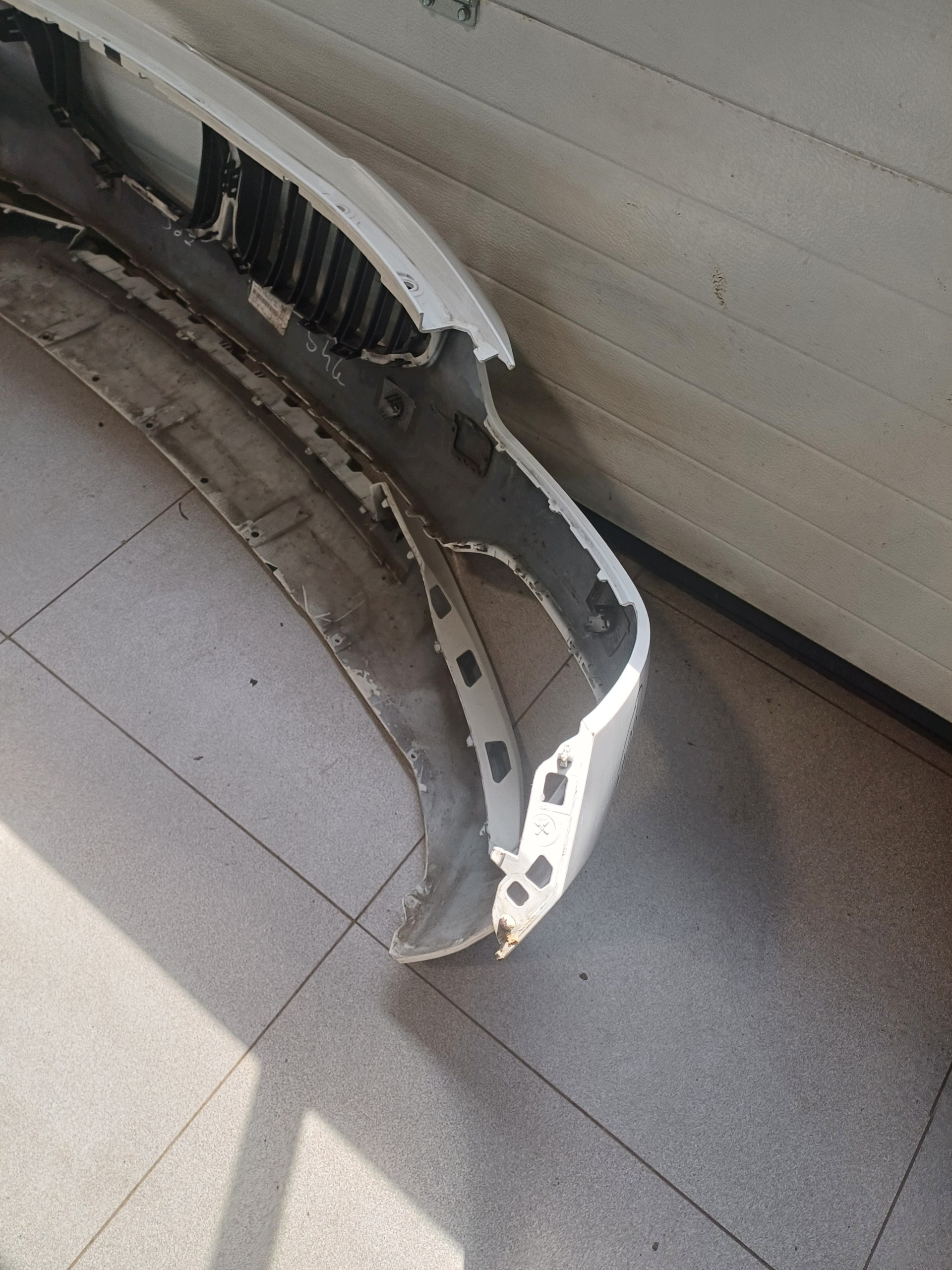 bumper front front BMW 1 and F40 51117459708 4 X PDC