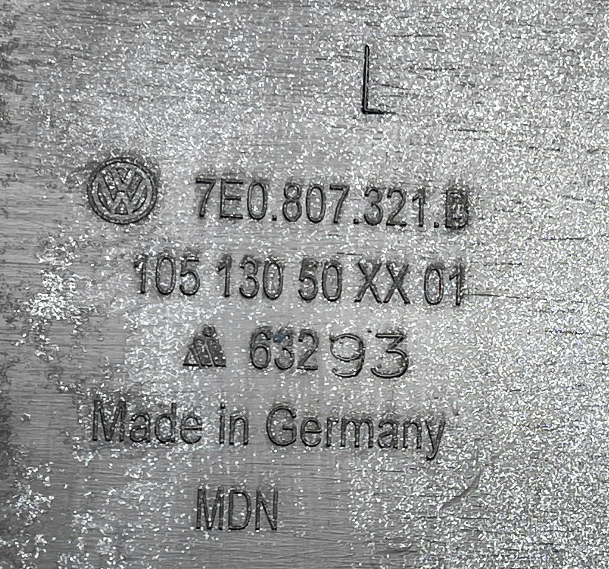VW T6 MULTIVAN Ecke der Stoßstange heck hinten links 7E0807321B