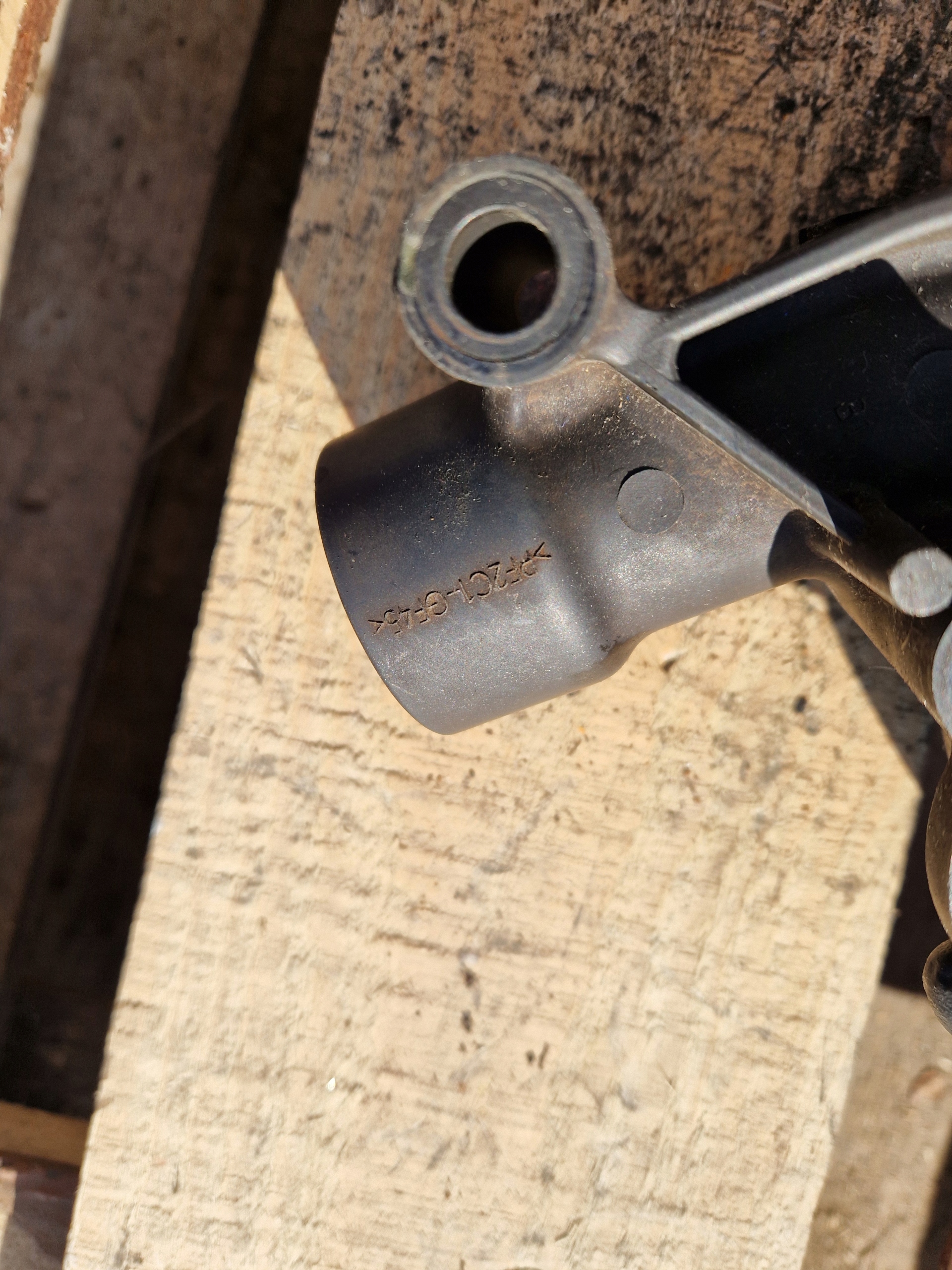 water pump peugeot 9655043280