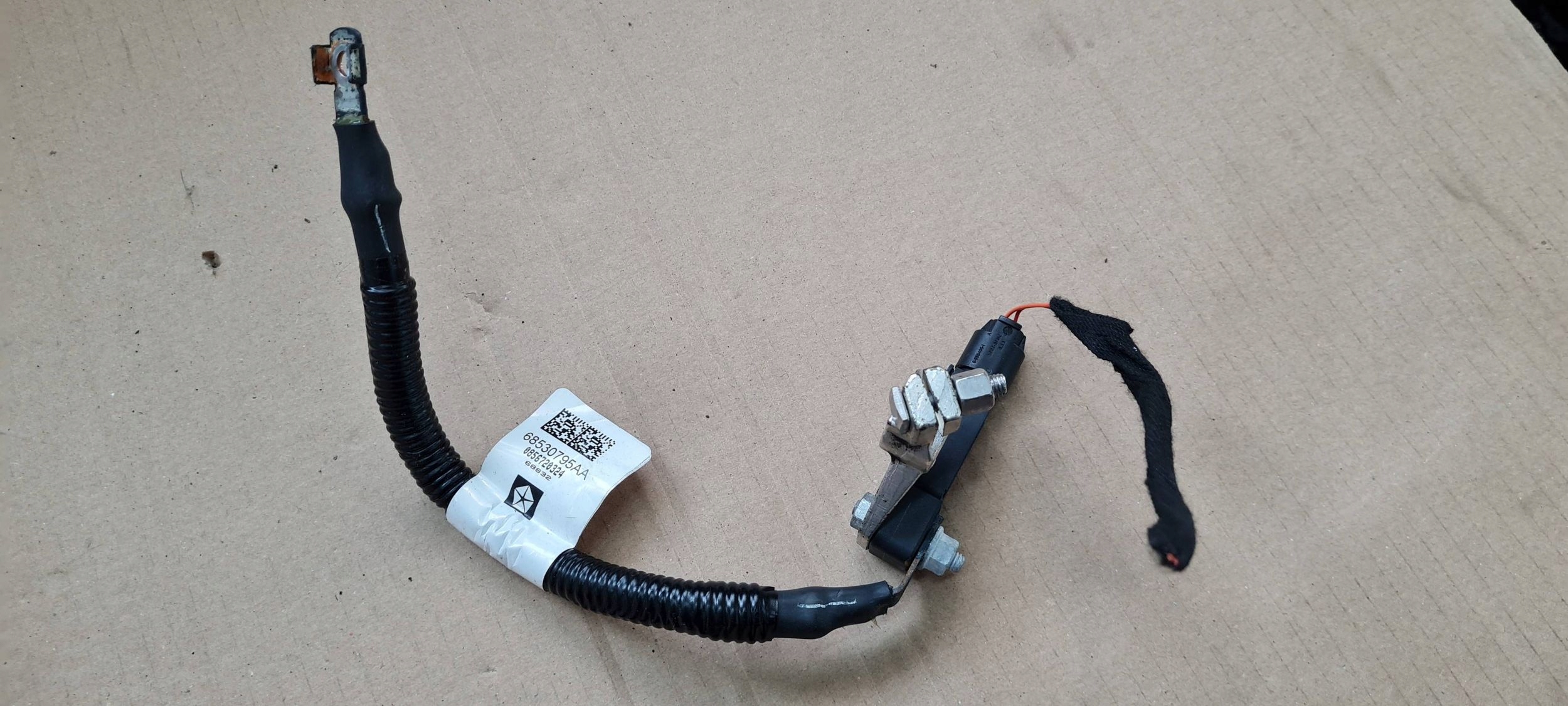 Chrysler Pacifica 2022 cable battery sensor terminal 68318616AC
