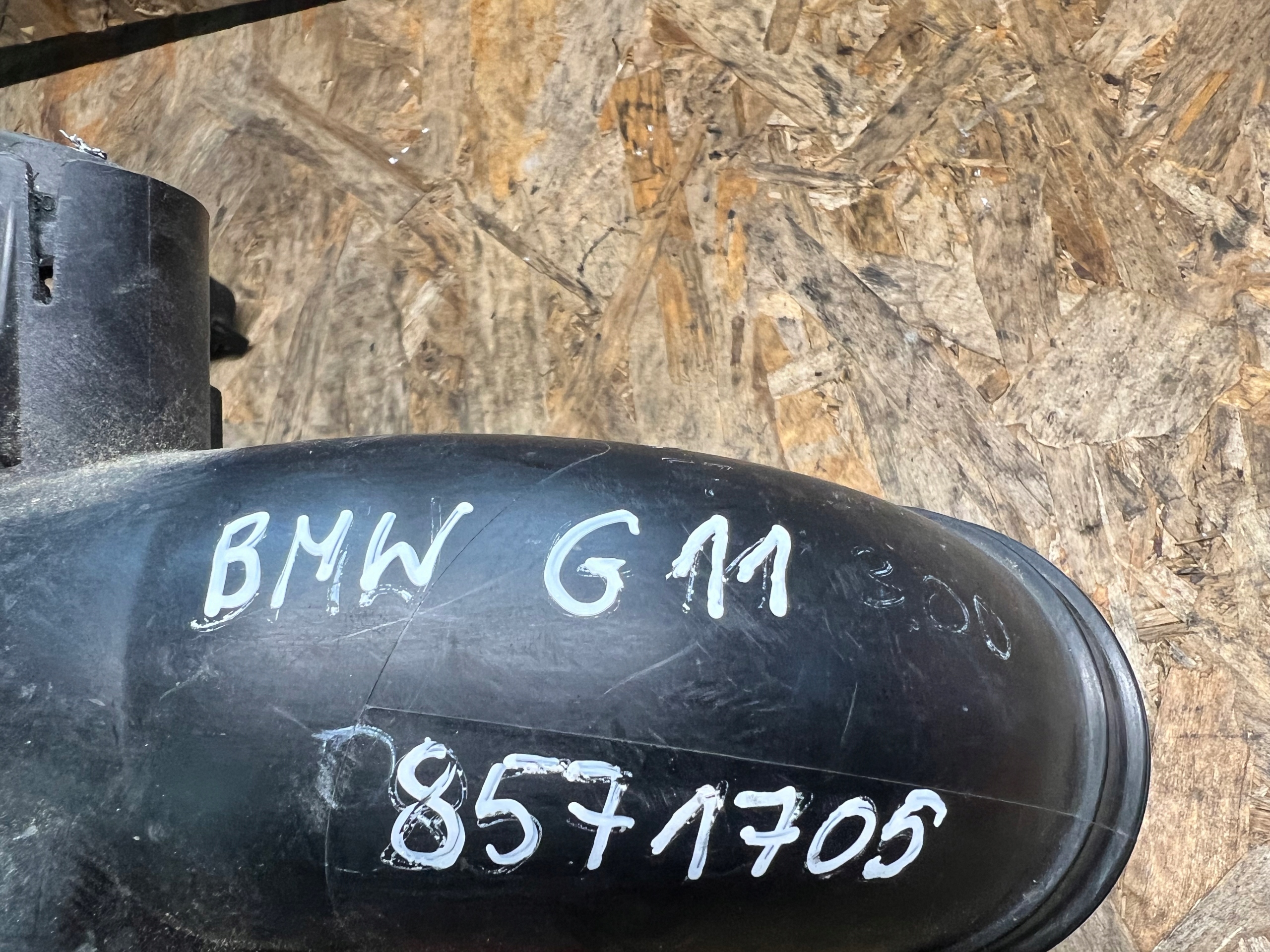 pipe wiring air hose BMW G11 G20 G30 3.0D