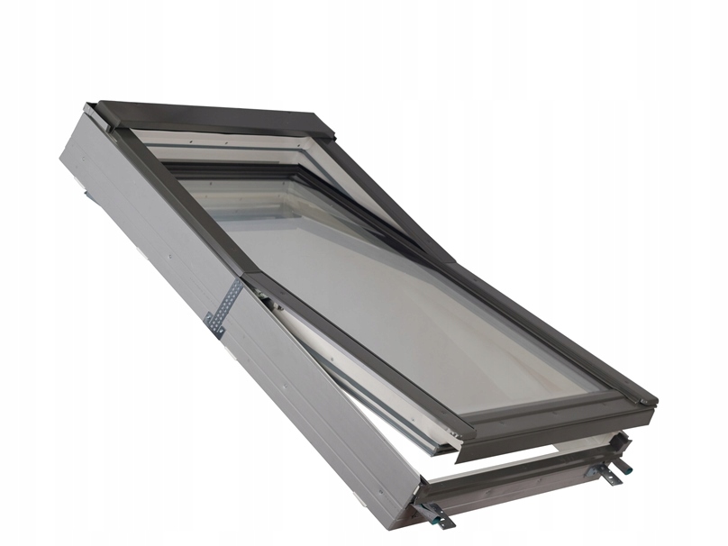 FAKRO PTP-V U4 78x118 trzy szybowe do łazienki PCV Marka FAKRO