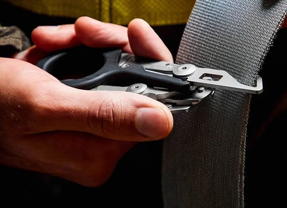 NOŻYCE WIELOFUNKCYJNE TAKTYCZNE MEDYCZNE MULTITOOL 6W1 Marka inna marka