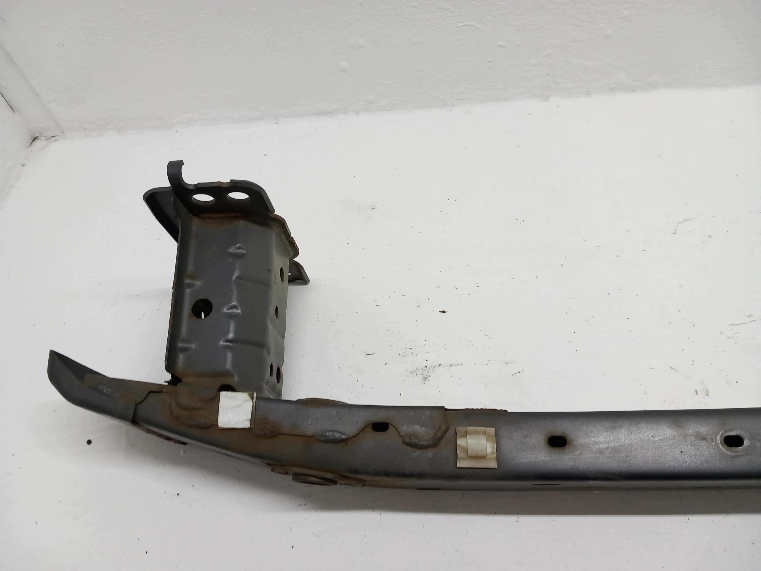 bumper support front pillar TOYOTA VERSO LIFT OE