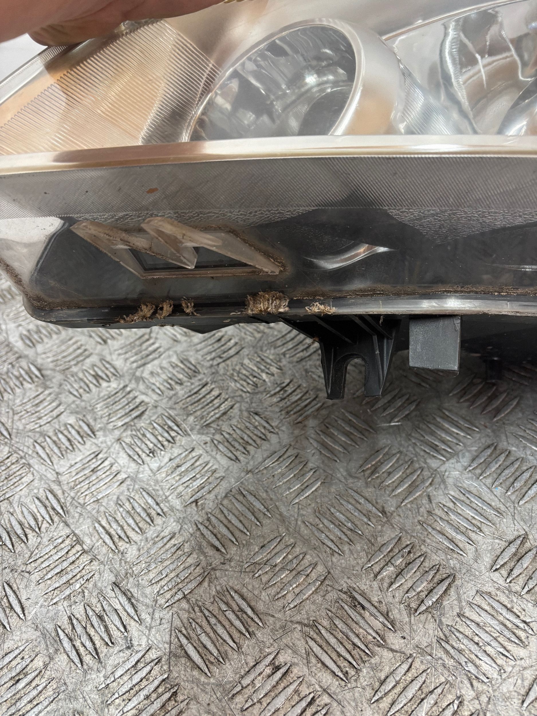 REFLEKTOR light left NISSAN QASHQAI J10 06-09
