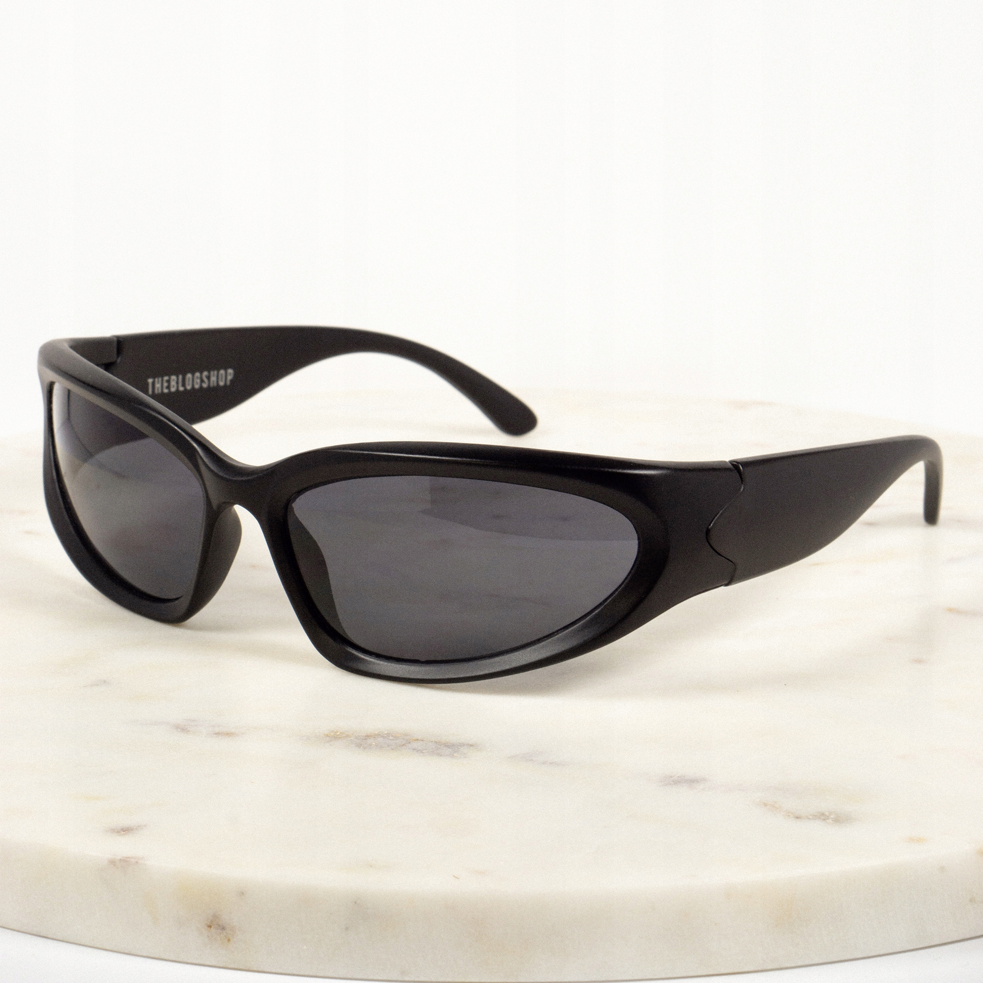 OKULARY PRZECIWSŁONECZNE SZYBKIE ZABUDOWANE NOWOCZESNE STYL SPORTOWY Y2K Płeć uniseks