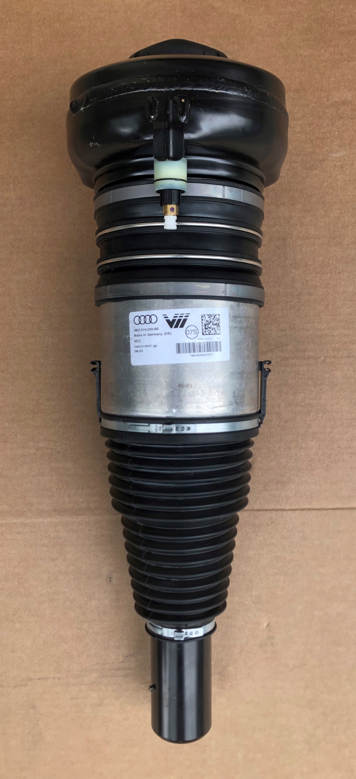 AMORTYZATOR PNEUMATYCZNY PRZEDNI AUDI Q7 Q8 RSQ8