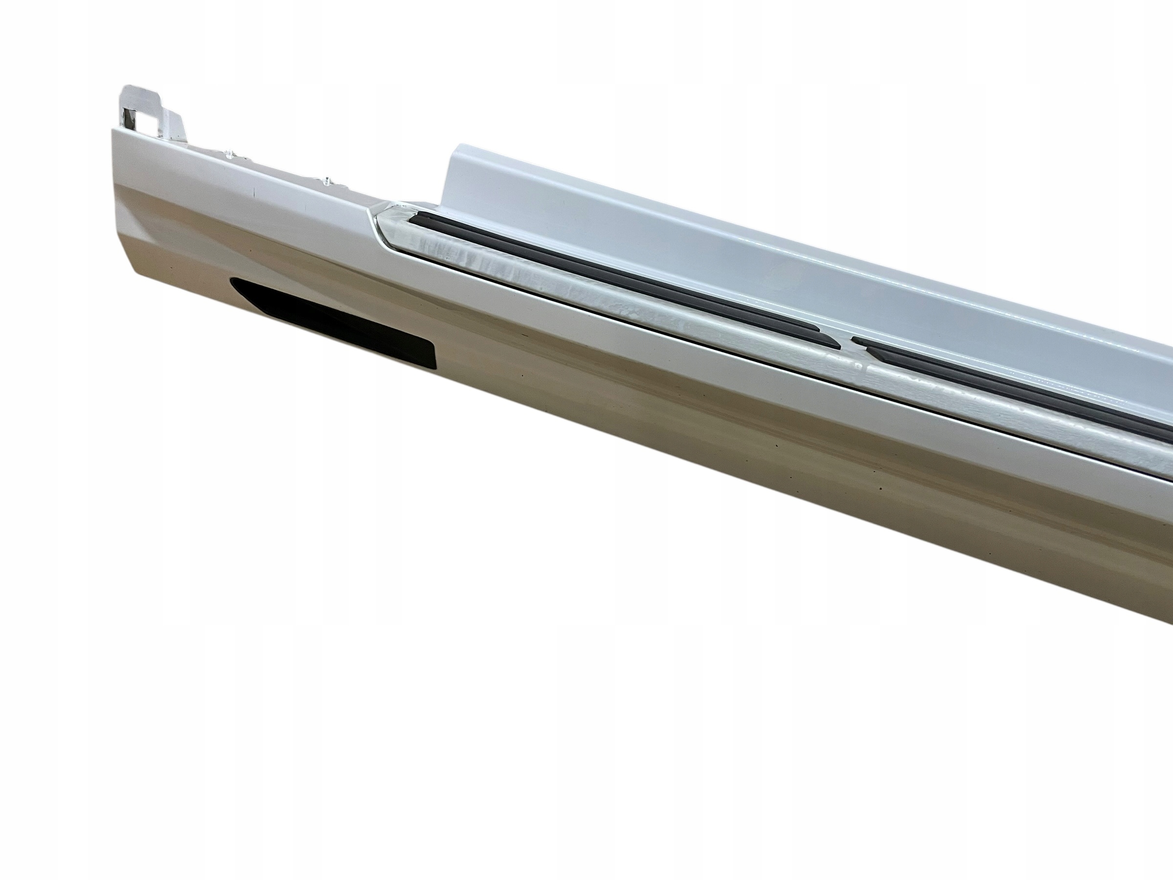 moulding threshold left PODSWIETLANA m-packet + support KPL BMW X7 G07 LCI A96