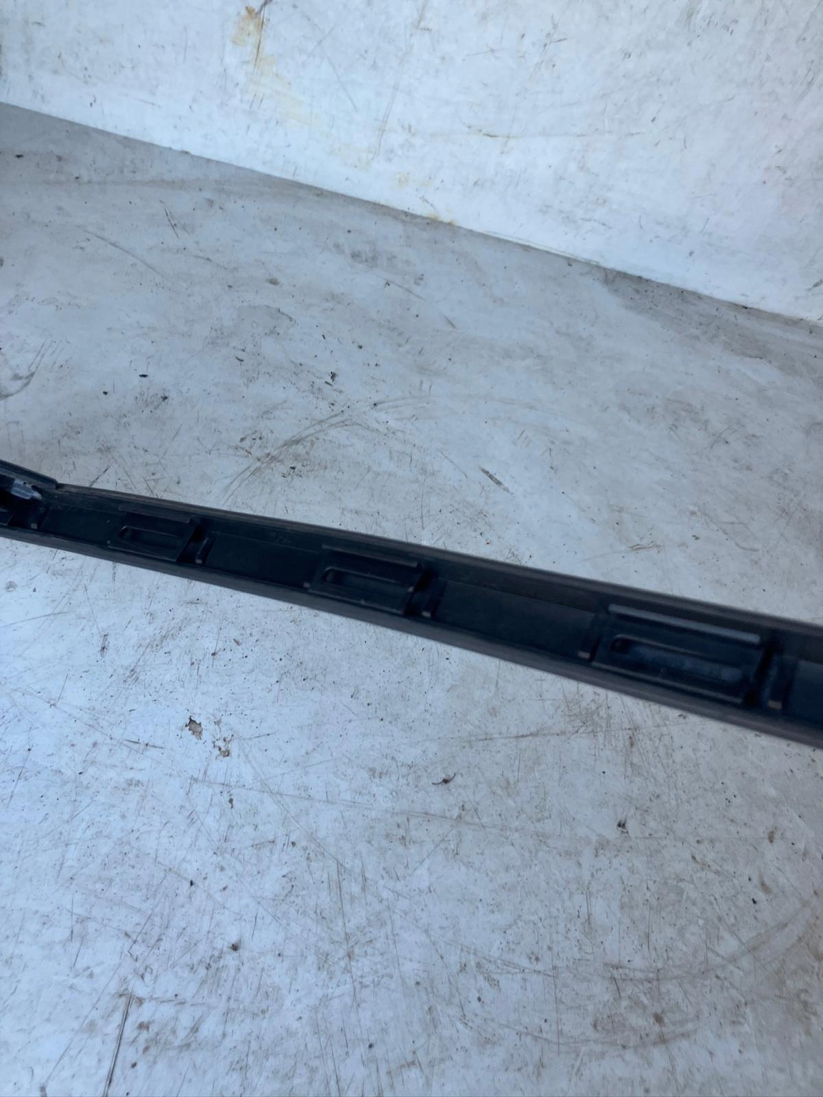 frame moulding upper door left front C4 GRAND PICASSO II 9677102180 #24