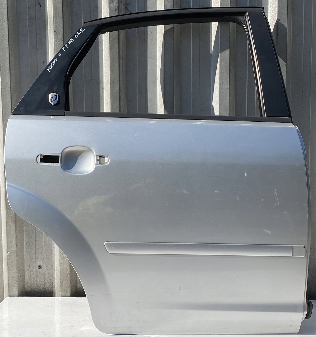 FORD FOCUS MK2 II 05 R DRZWI PRAWE TYŁ HB 03