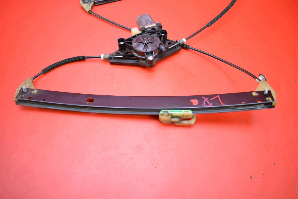 window regulator left front EU 5E0837461 SKODA OCTAVIA 3 III 13-17