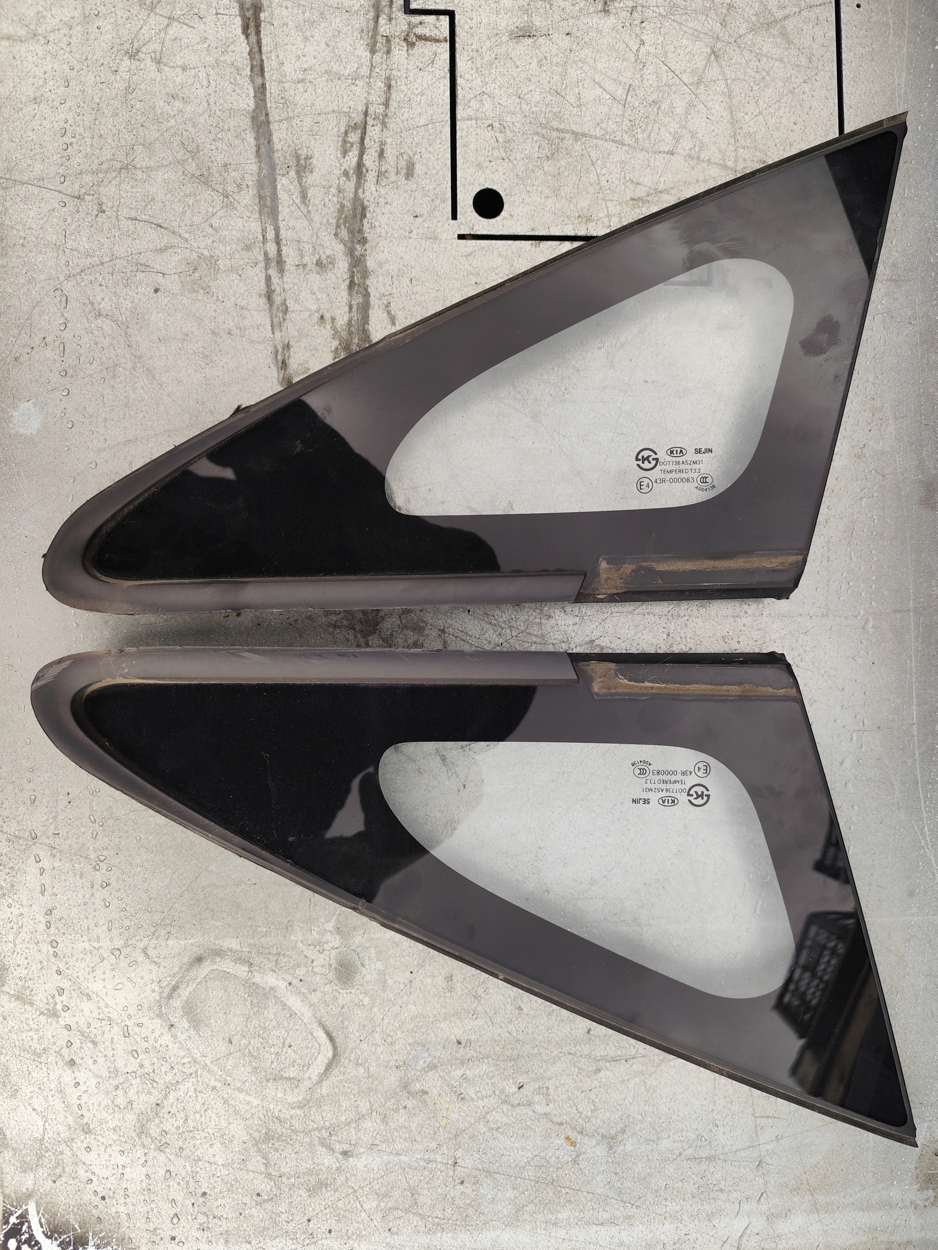 KIA RIO III window bodywork TROJKAT right