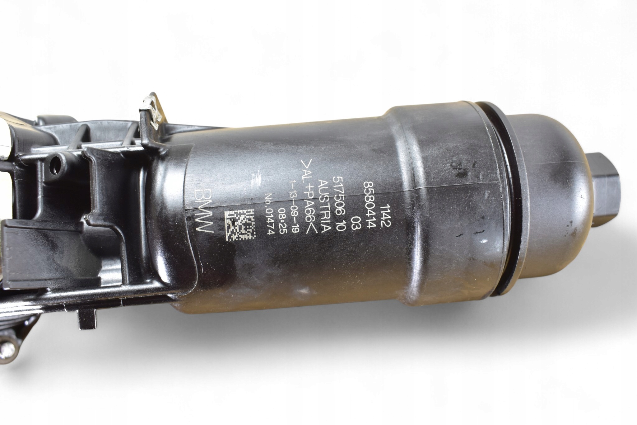 Gehäuse filter oil BMW G20 G30 2.0i 8580414
