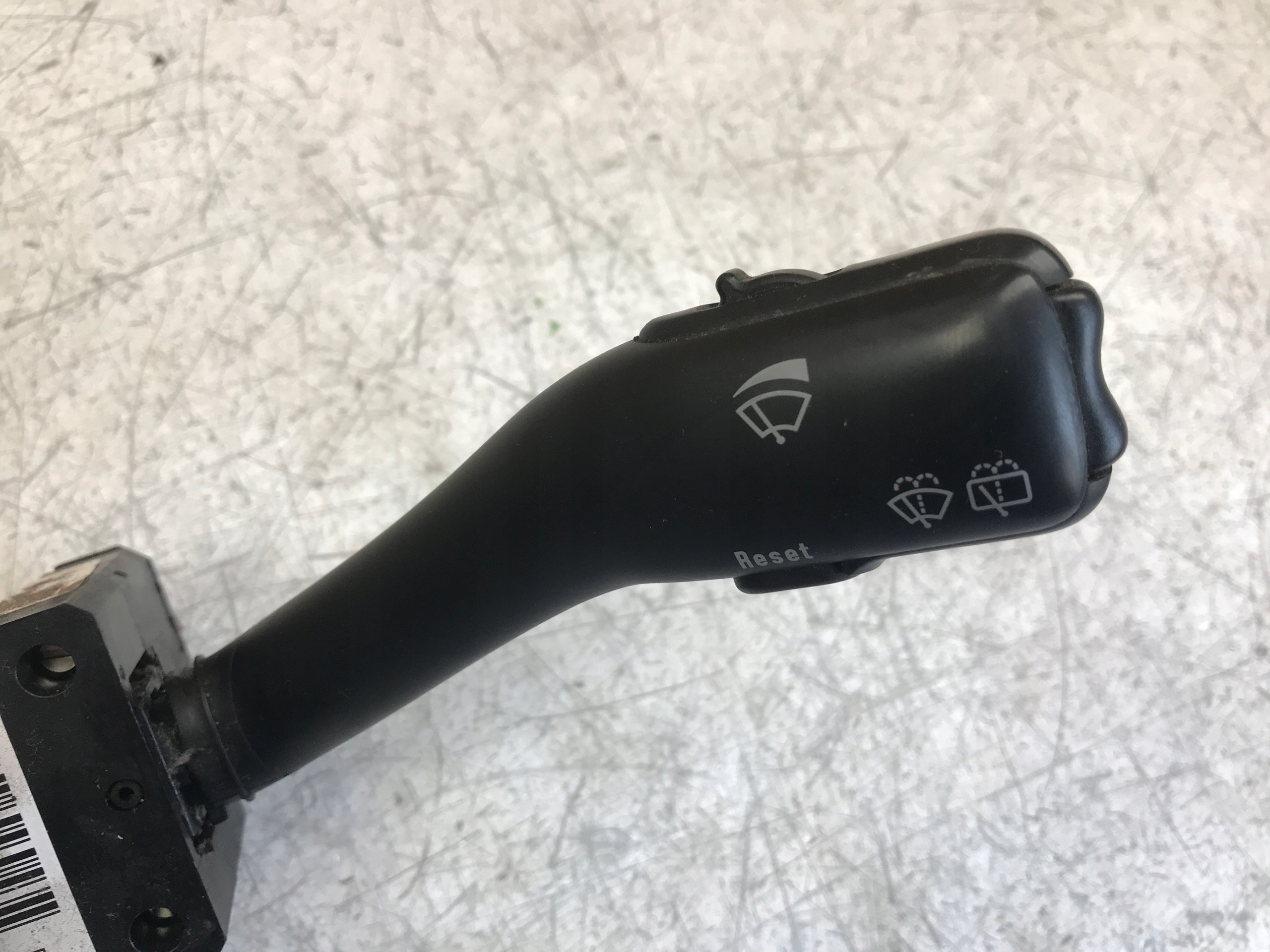 steering wheel levers and controls ring SKODA FABIA and