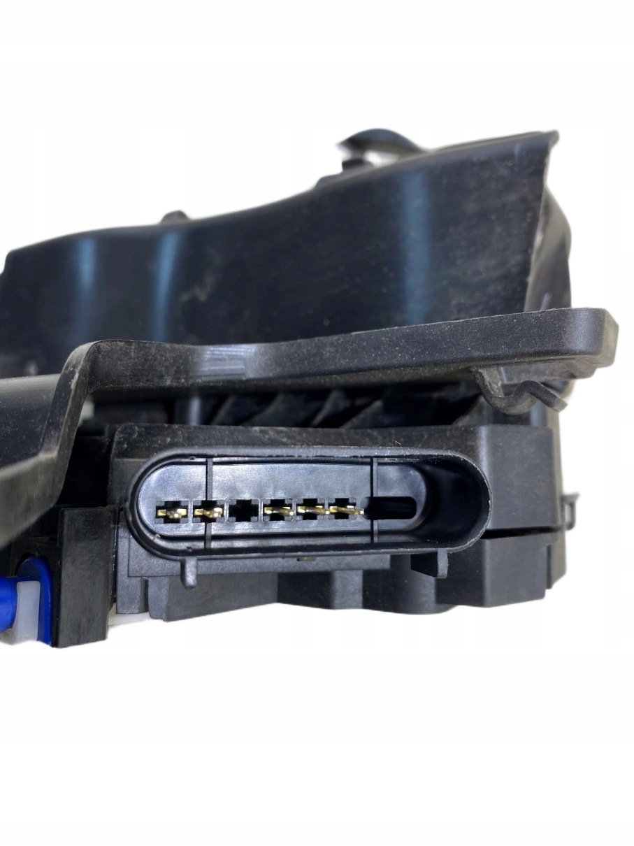 lock door left front FIESTA MK7 5 PIN 8A6A-A21813-AF