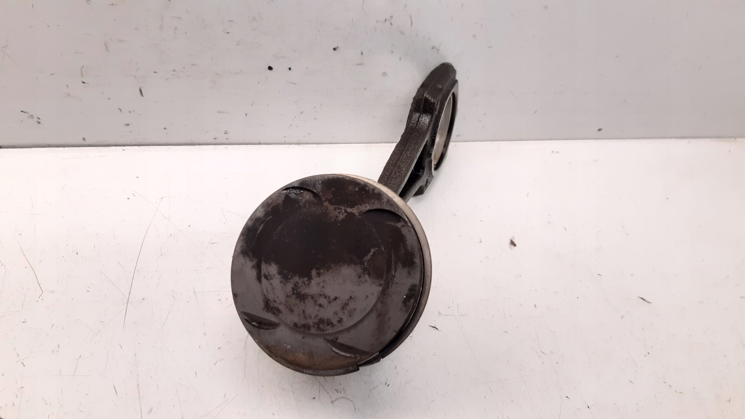 piston connecting rod Opel Corsa D