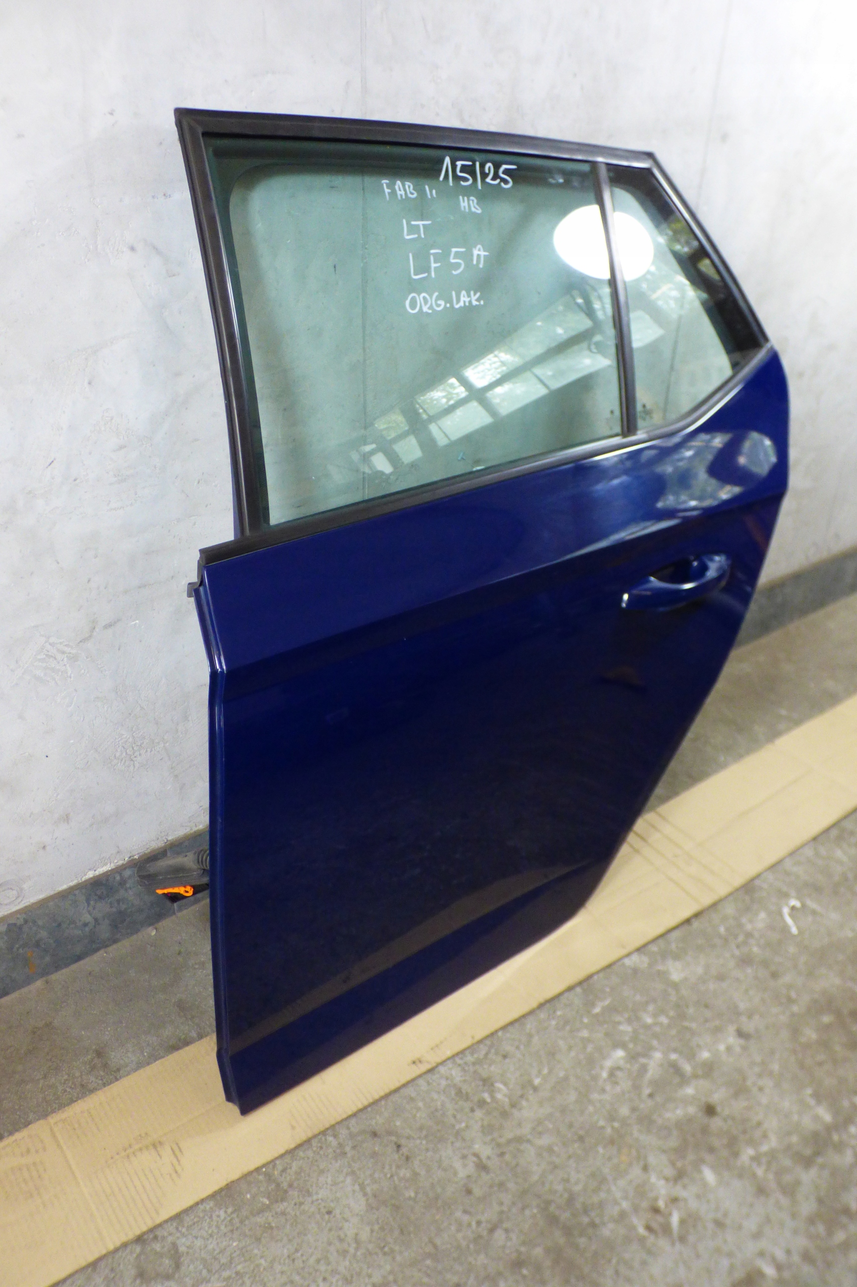 Tür links heck Original lakier LF5A SKODA FABIA III HATCHBACK