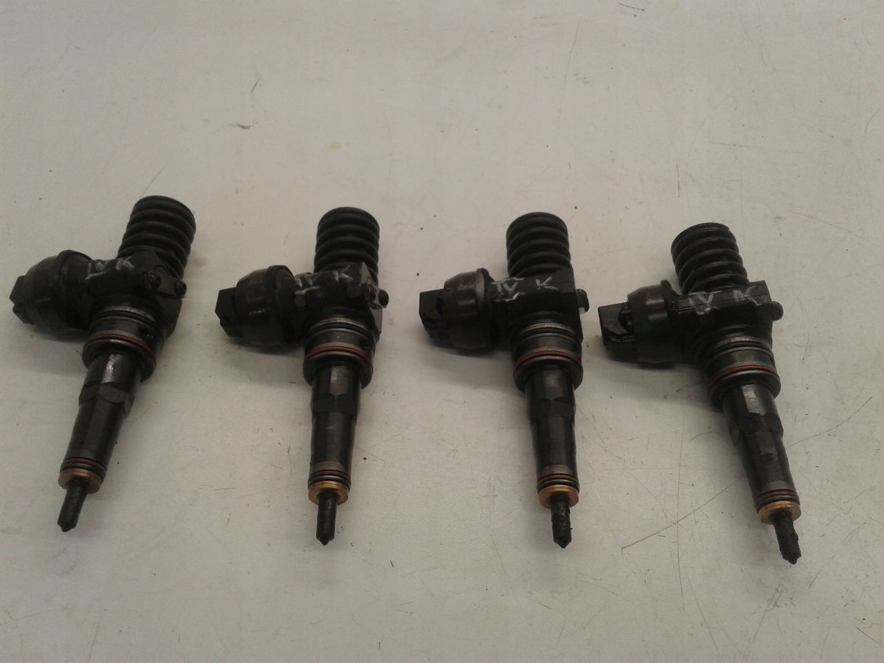 Насос-форсунка 038130073AM VW Golf IV 1,9 TDI3