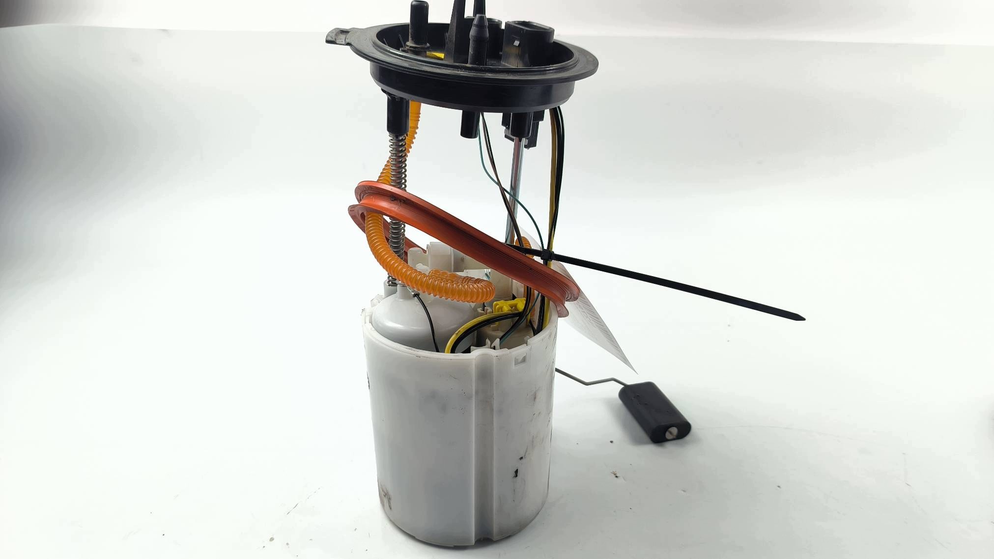 pump fuel 5QF919087S AUDI Q3 II 83A