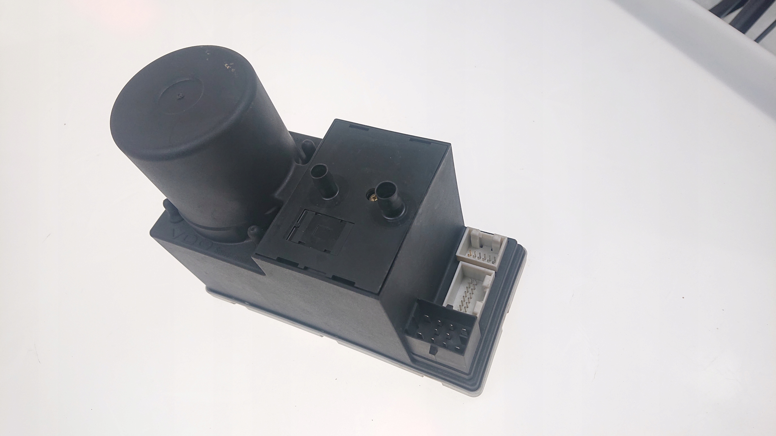 AUDI A3 A4 pompka zamka centralnego 8L0862257L kompresor kompresorek EAN (GTIN) 5903943988105