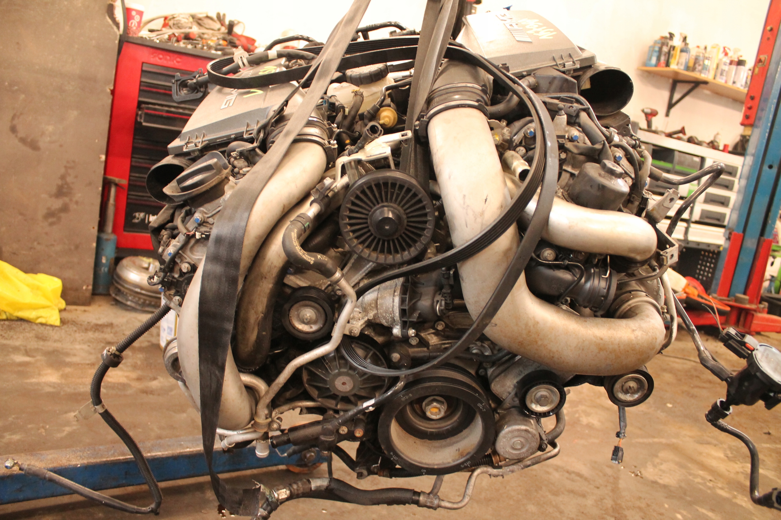 engine complete MERCEDES W212 AMG E63 157981