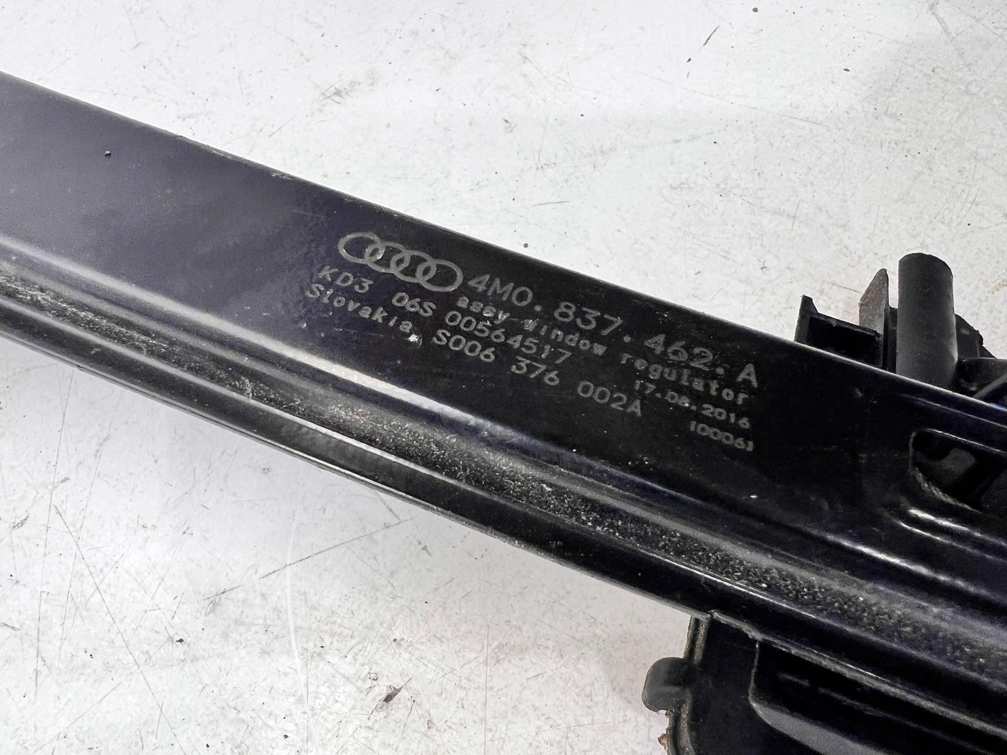 mechanism lifting windows right front AUDI 4M0837462A