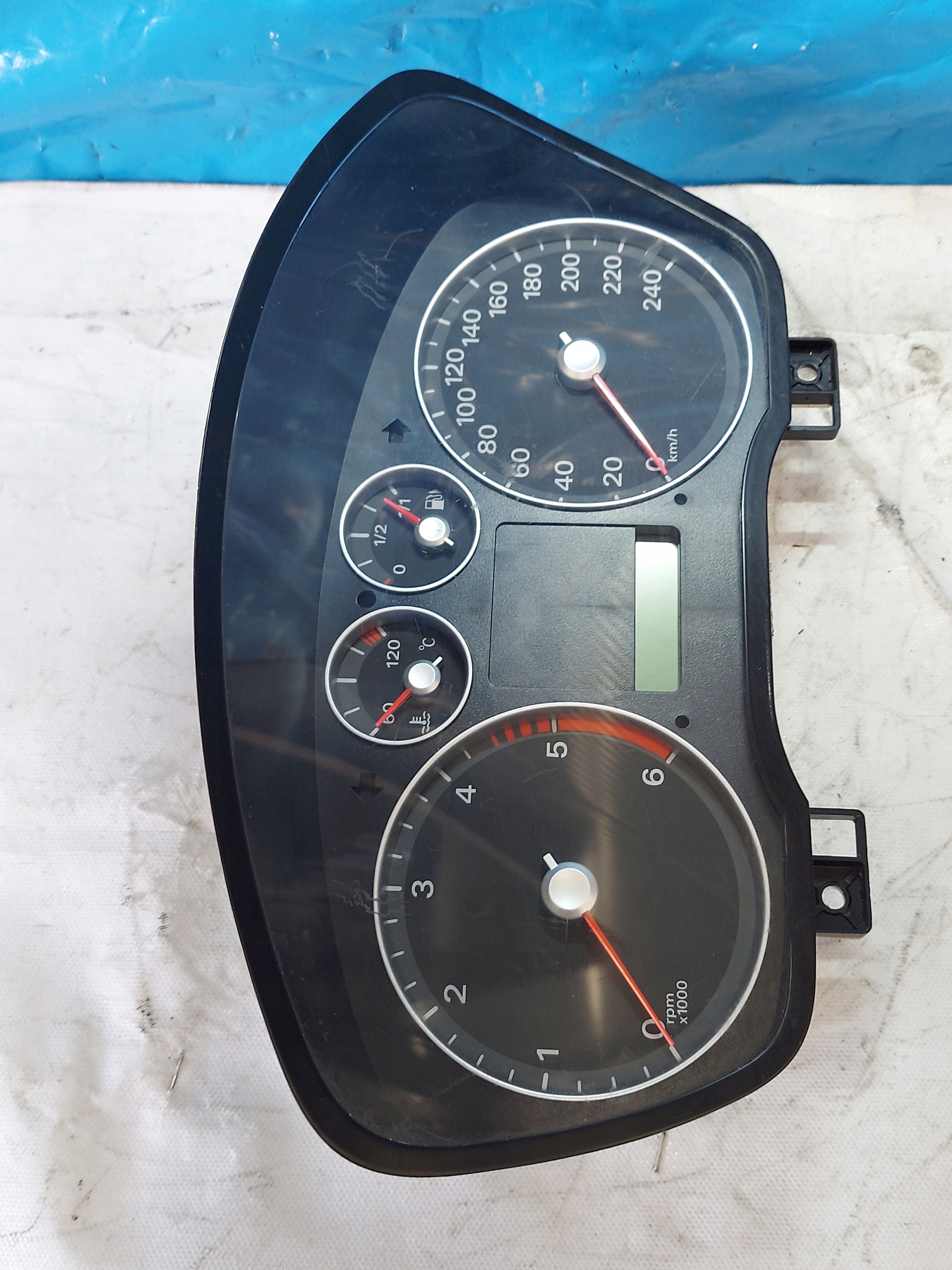 dials clock FOCUS II 2.0 TDCI 4M5T10849GR