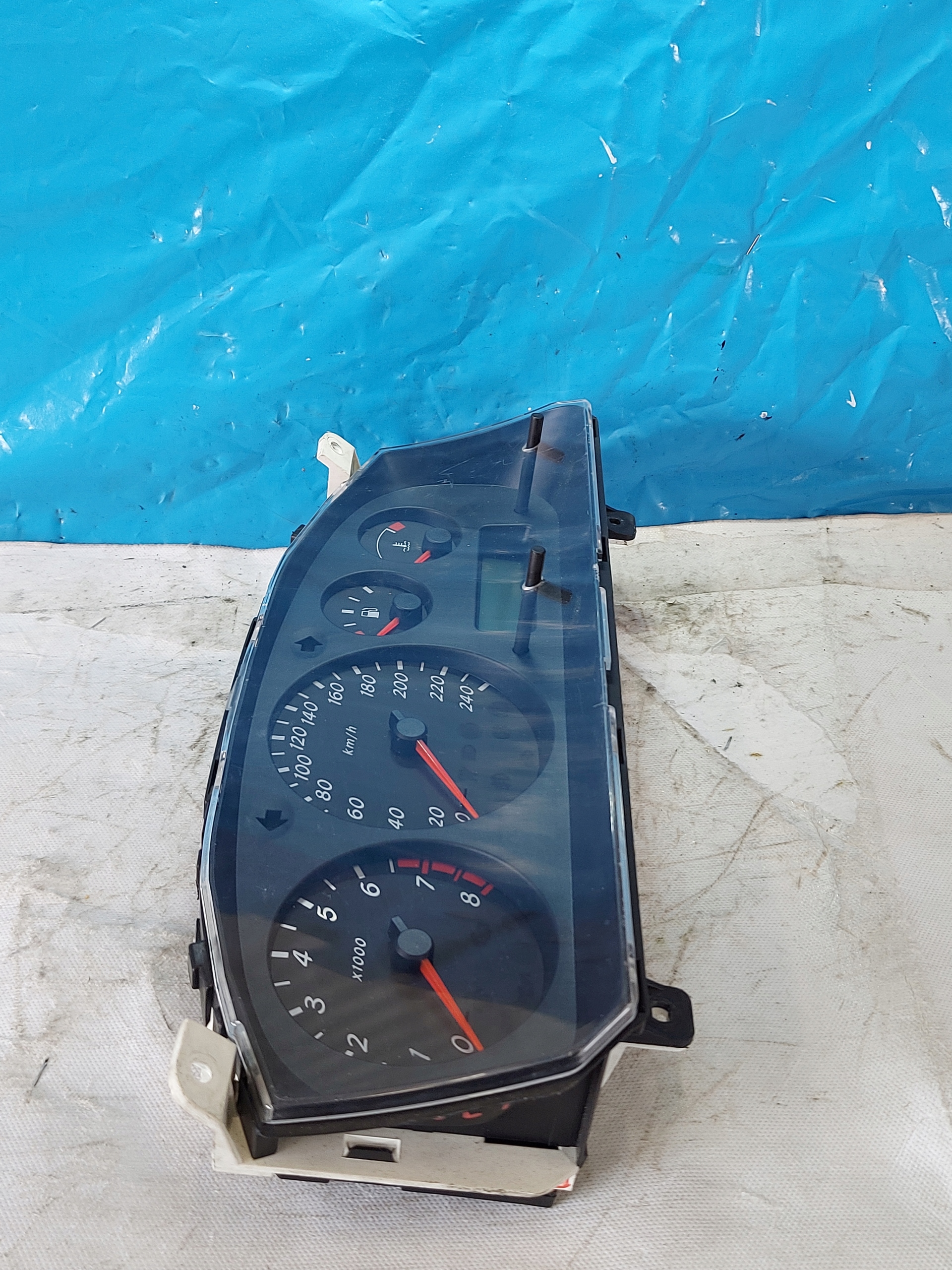 dials clock NISSAN PRIMERA P11 2.0 B BE815