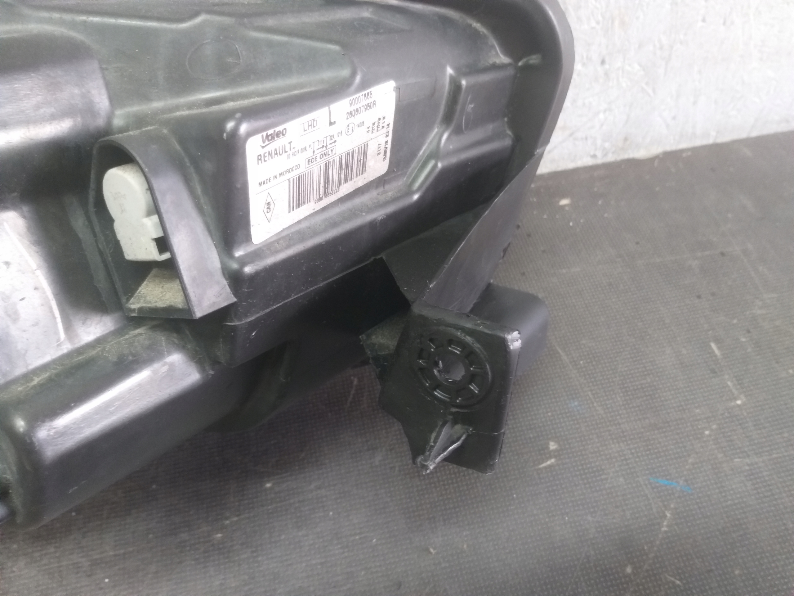 light front left DACIA DOKKER 260607950R