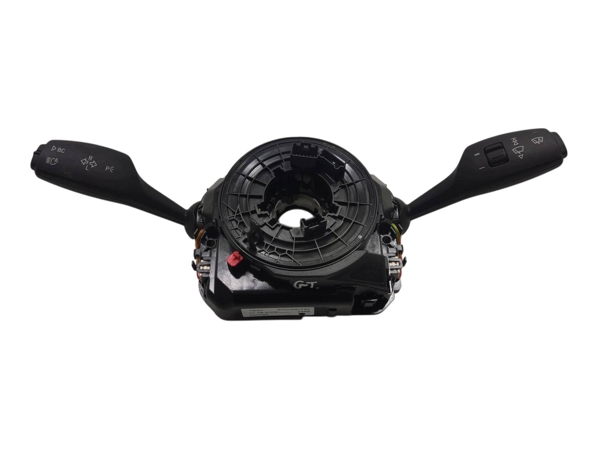 steering wheel levers and controls ring BMW 5 GT F07 2009-2013 9220836