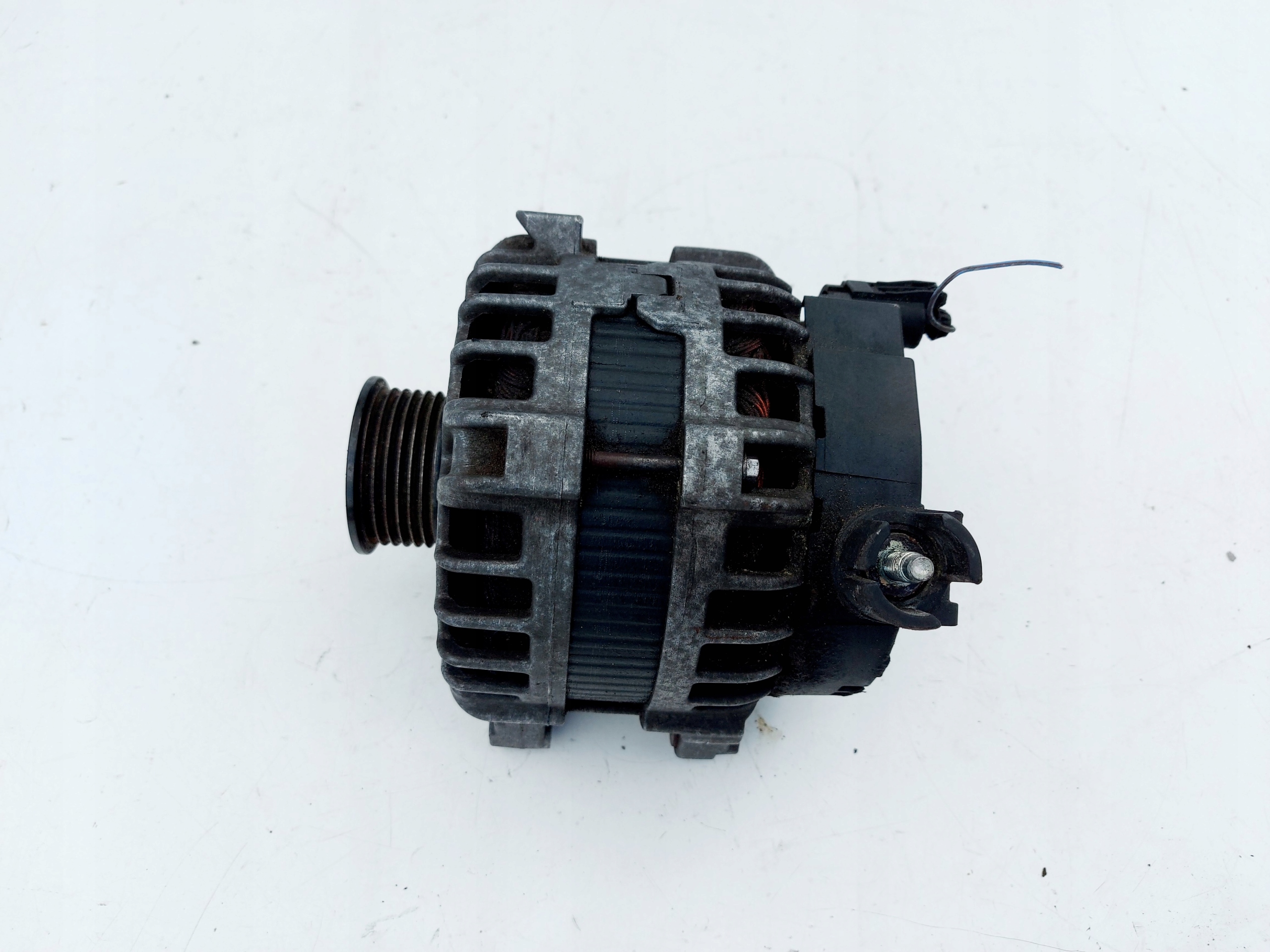 Генератор Ленд ровер OE Gx73 10300 DE