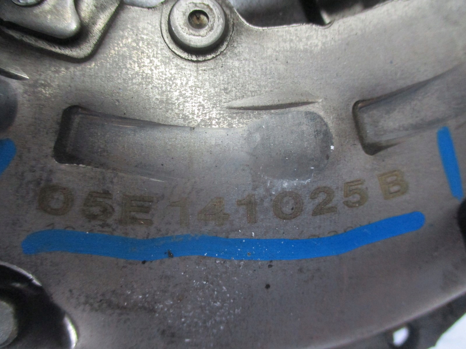 clutch SEAT ARONA 6F9 1,5TSI 05E141025B
