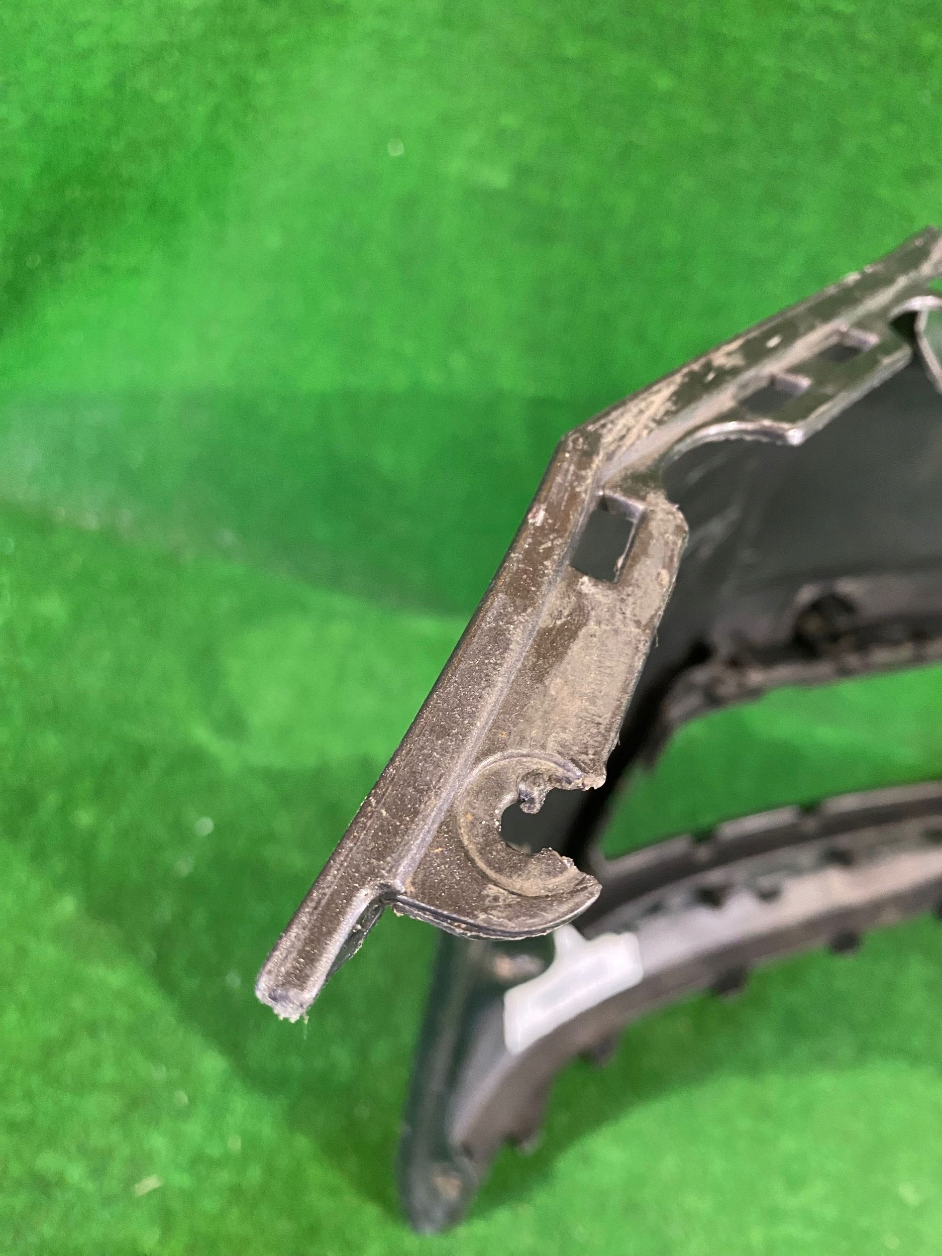 front bumper front VW TOURAN III 5TA 15