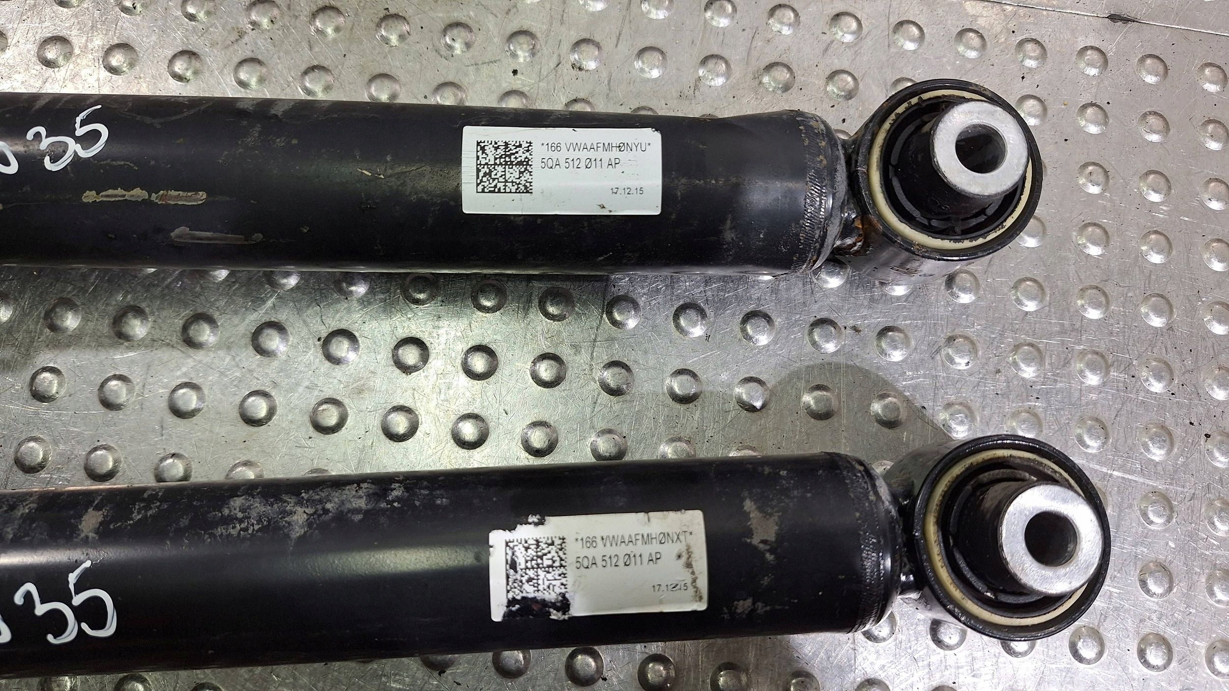 shock absorber right left rear part KPL 5QA512011AP VW TOURAN II 5TA