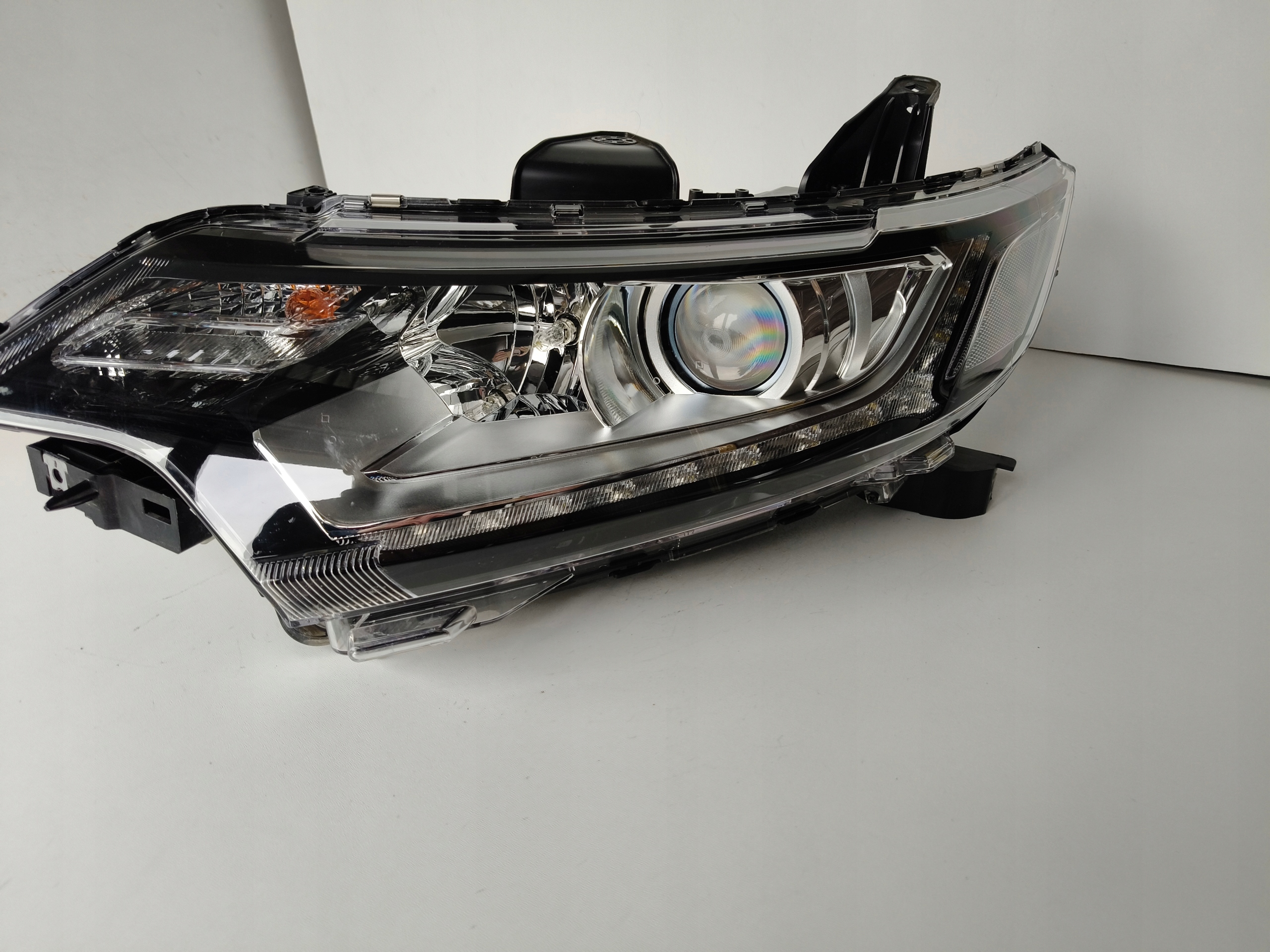 light left REFLEKTOR MITSUBISHI OUTLANDER III 15- LIFT LED