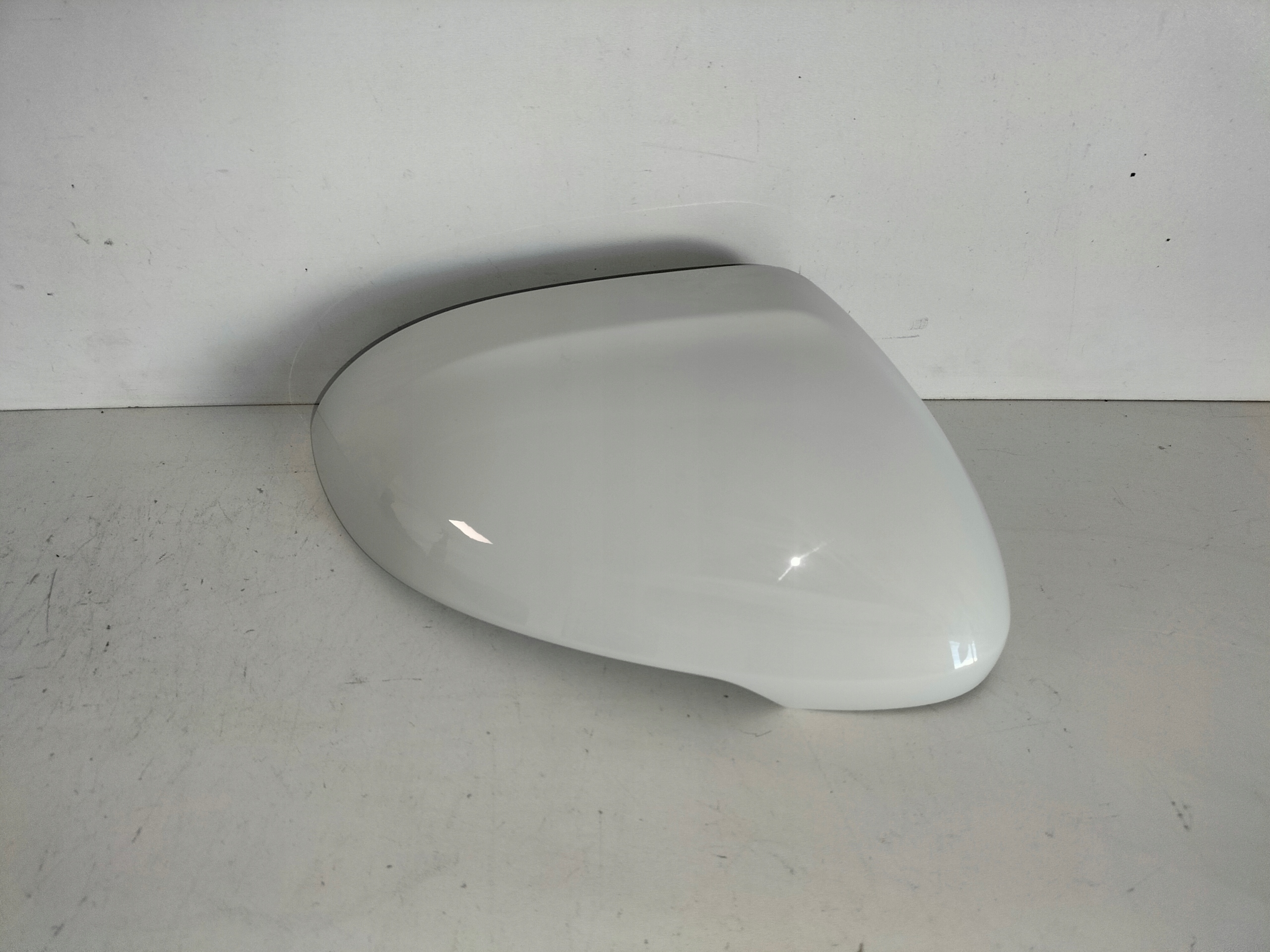 cover cap mirrors right VW PASSAT B8 14