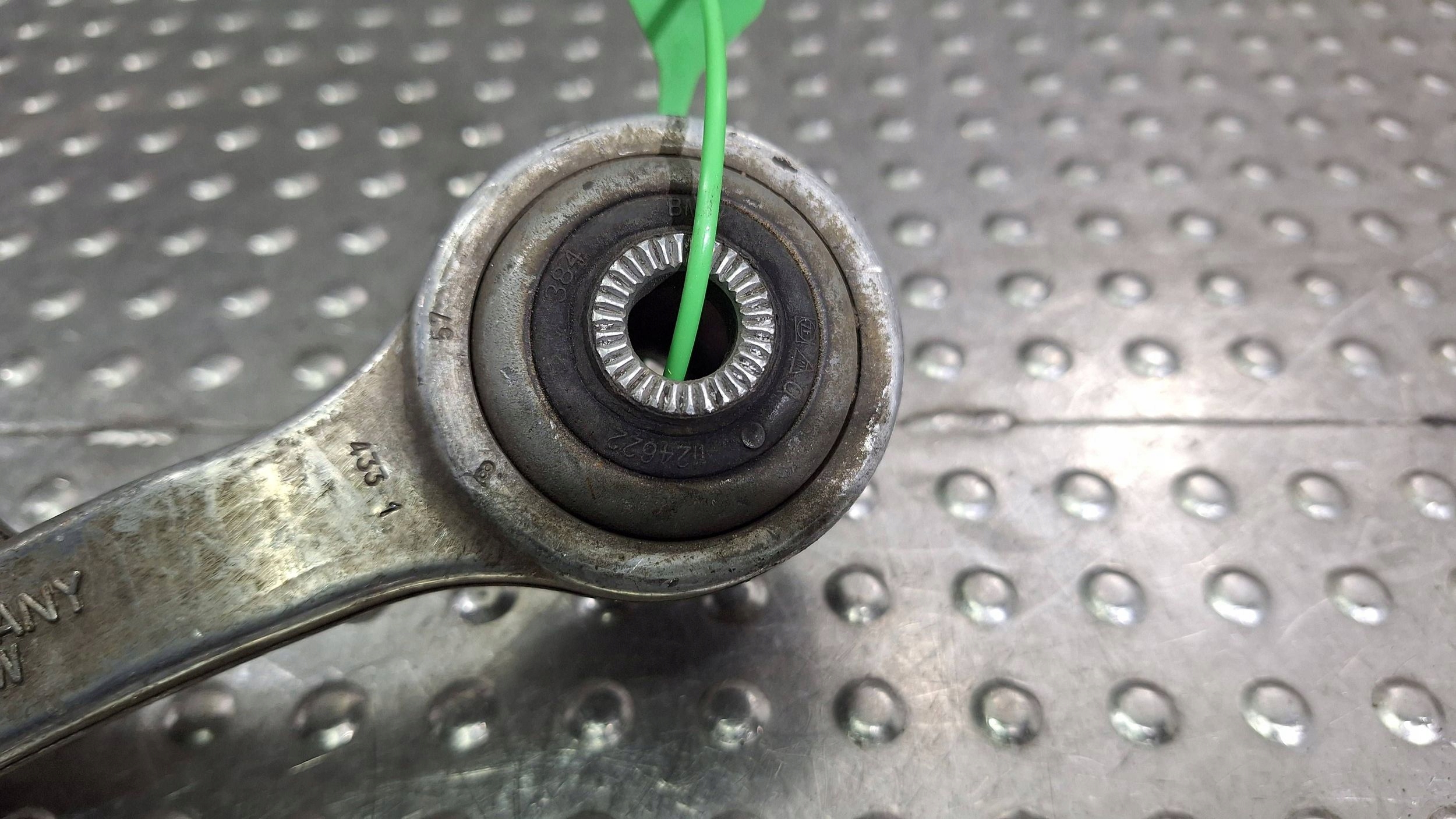 querlenker rechts vorne 6770452 BMW 7 E56 E66 6 E63 E64