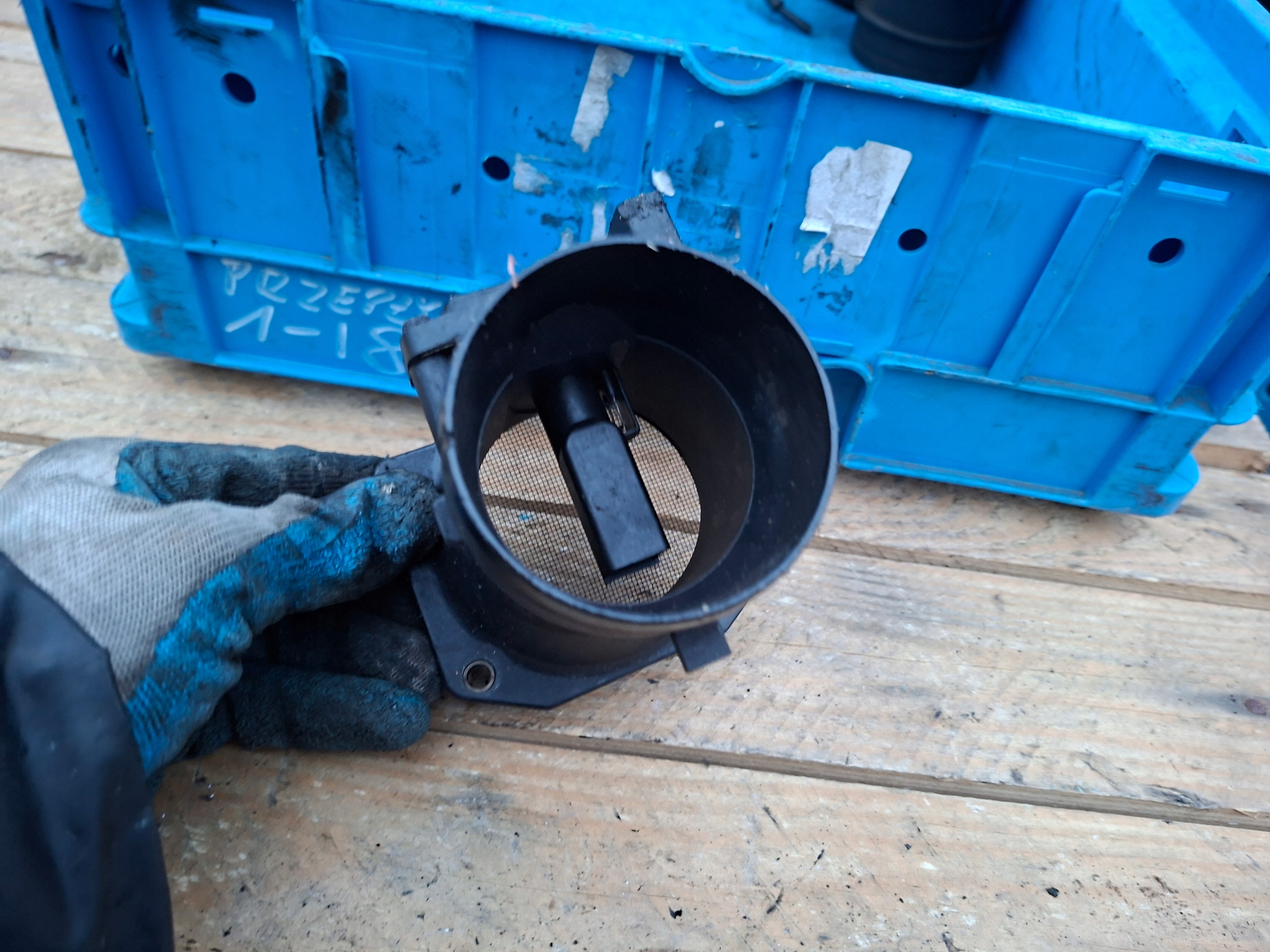 flow meter AUDI VOLKSWAGEN 06A906461B