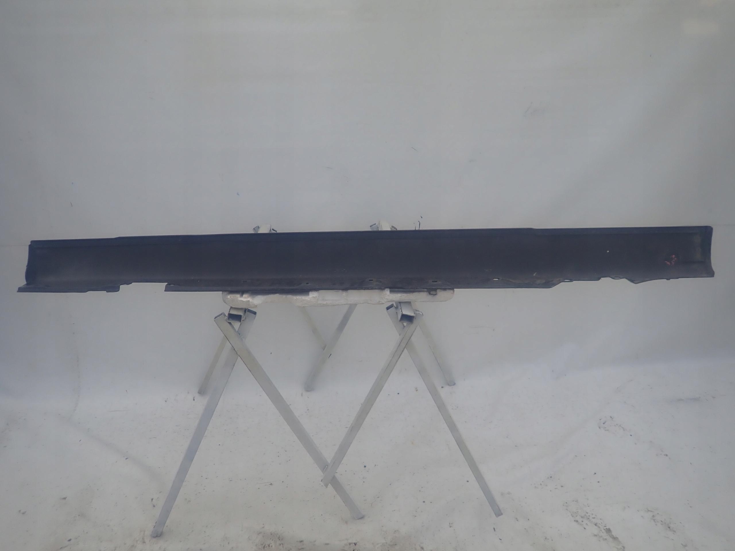 BMW 3 E46 COMPACT threshold right moulding threshold right