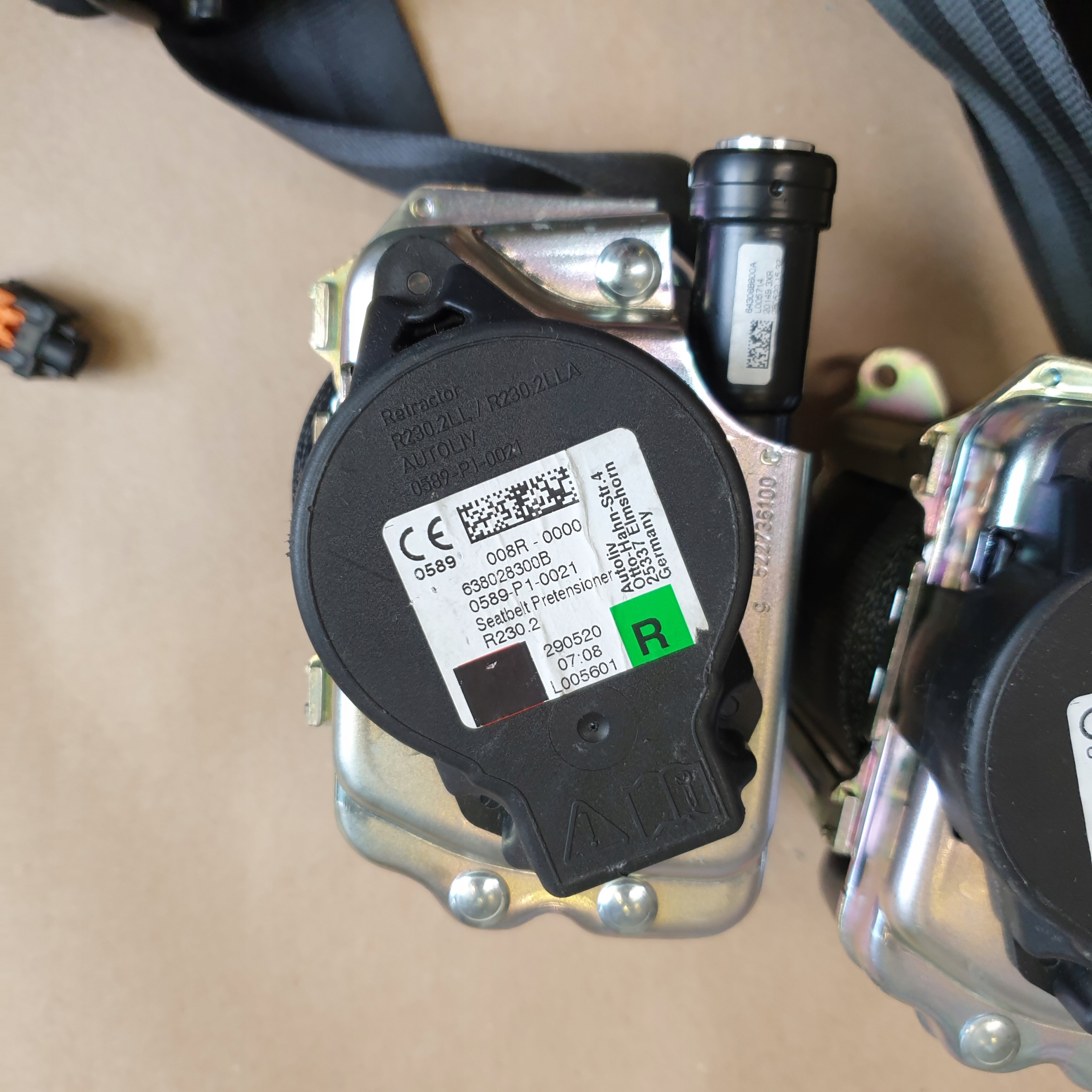 Gurten Sicherheits Spanner vorne rechts VOLVO XC40 XC-40 OE
