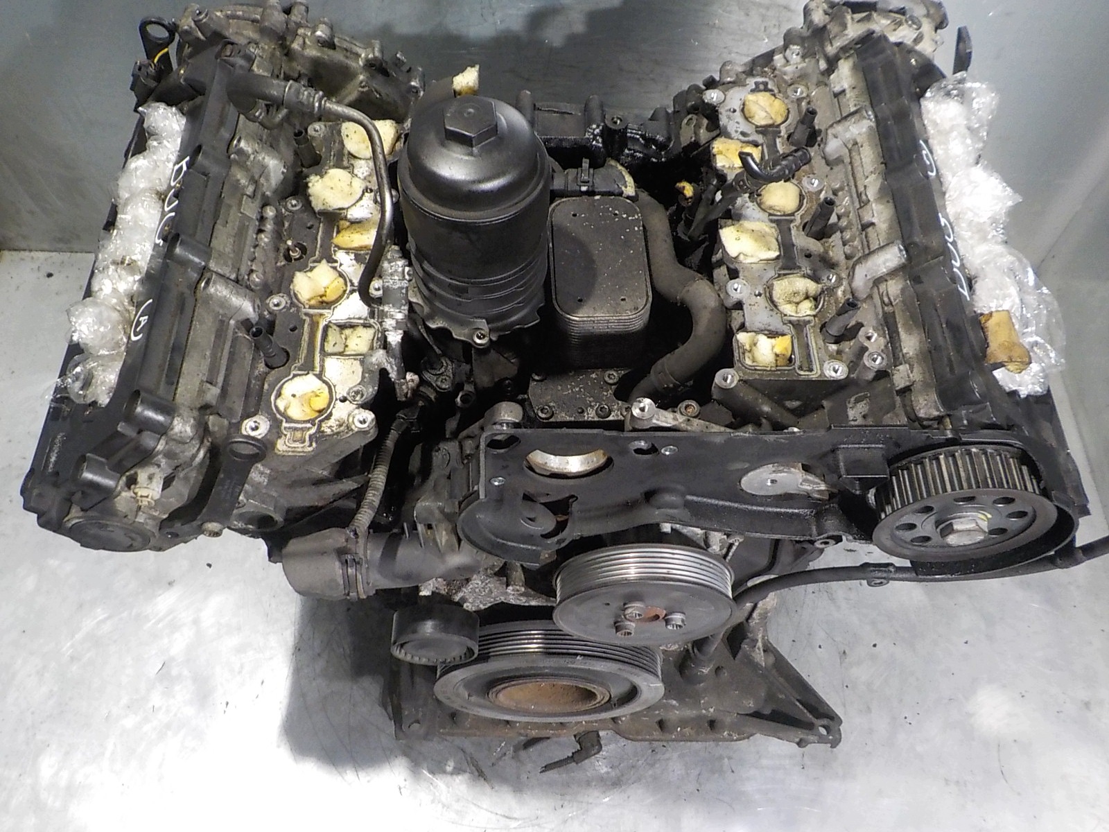 AUDI Q7 QUATTRO engine 3.0 TDI BUG 233 KM mileage 140 thousand.