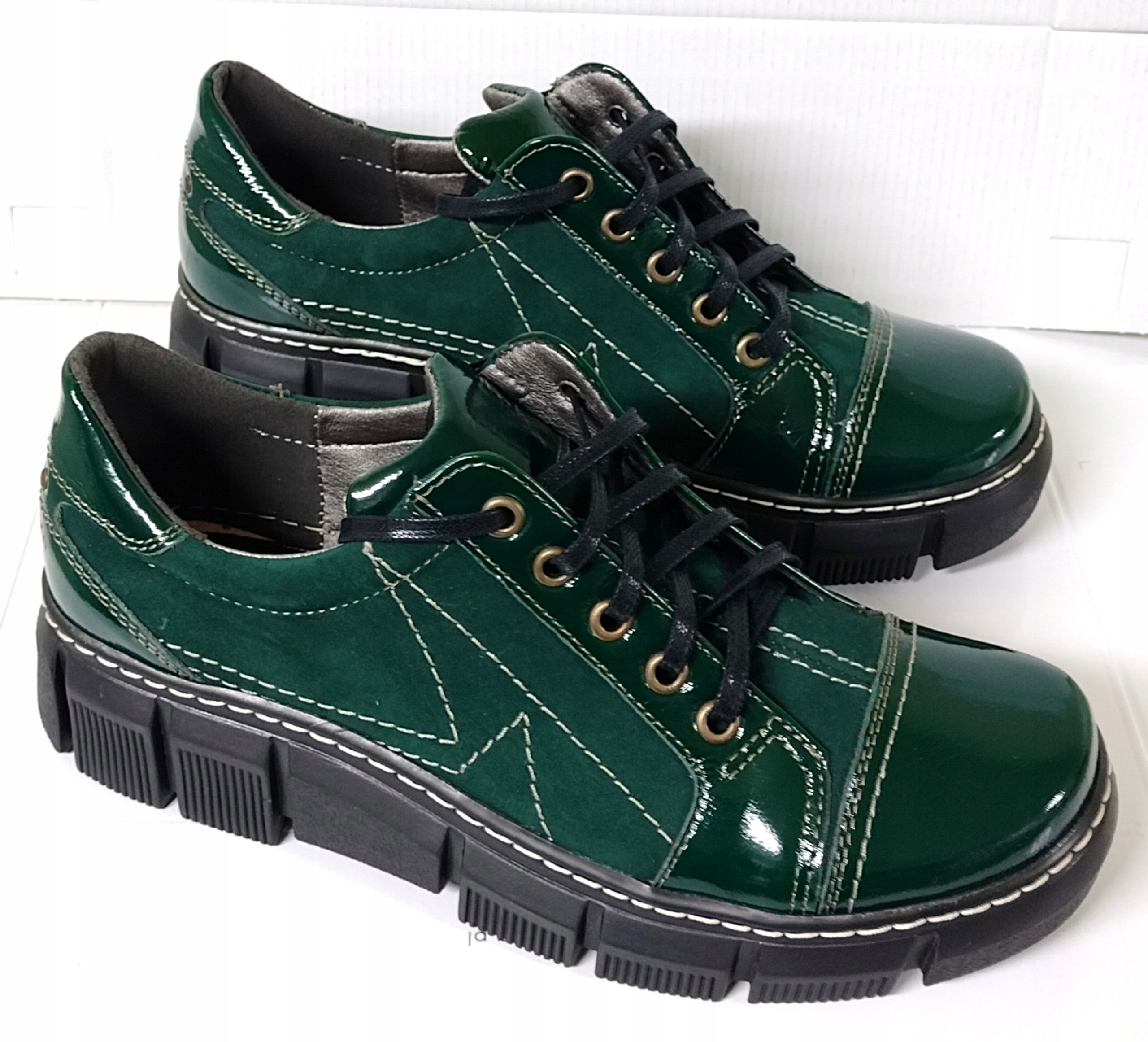 UNI-270 Pohodlné Stylové Polobotky Z Kůže Komfort 39
