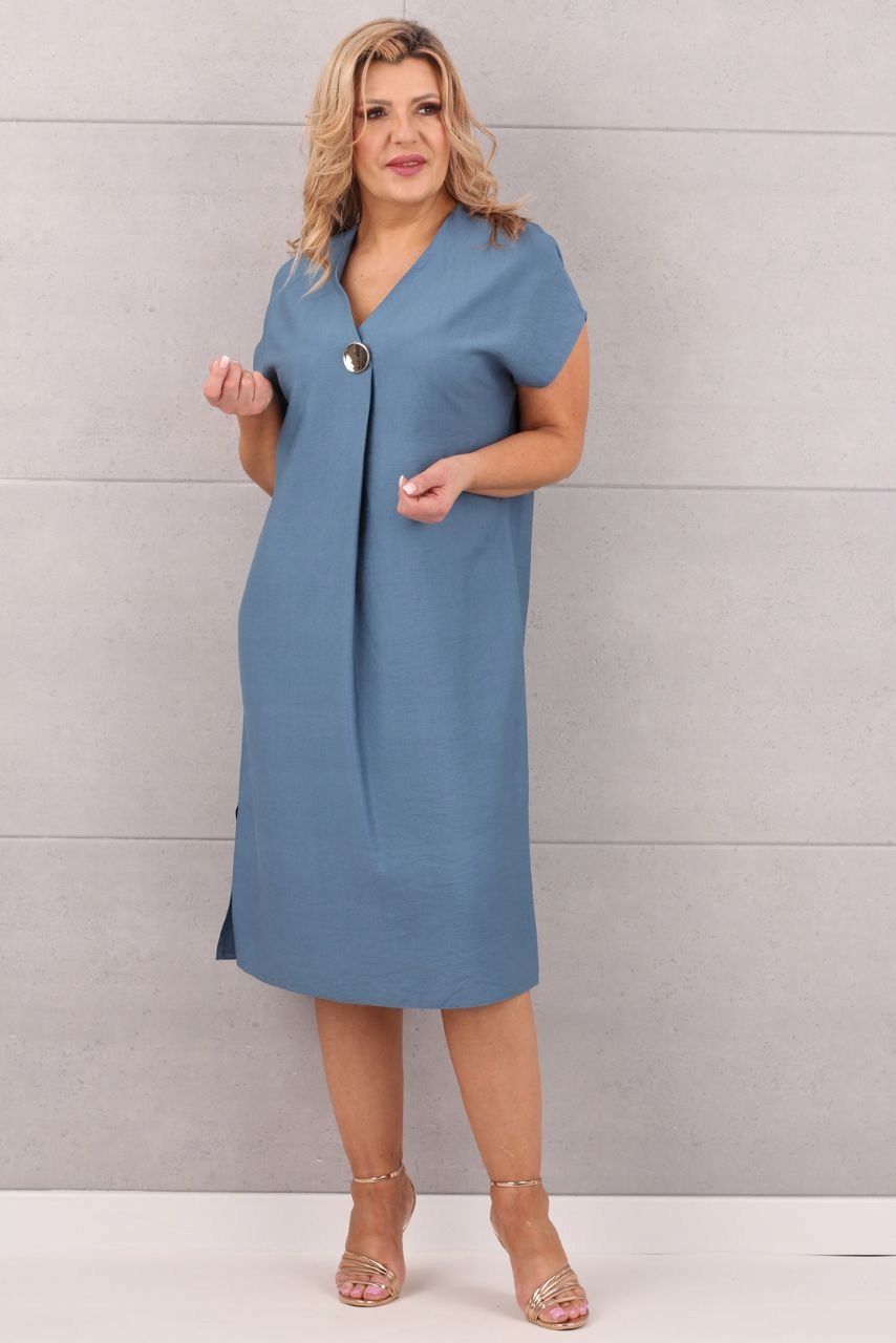 PROSTA SUKIENKA Z ROZCIĘCIEM BROSZKA POLSKI PRODUCENT DUŻE ROZMIARY Kolor niebieski