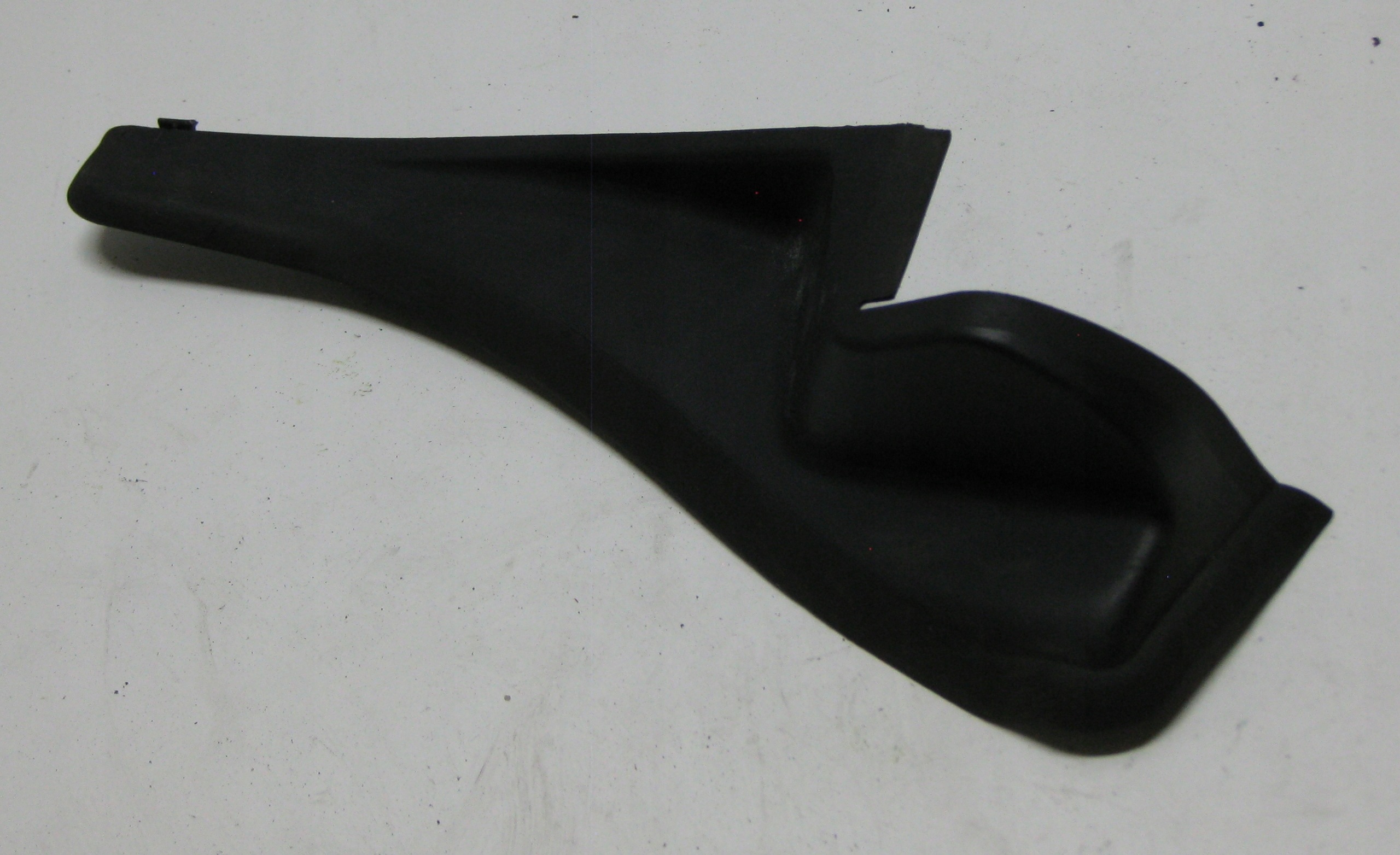 RENAULT MASTER III LIFT cover for hinge corner under the window left 668119349R